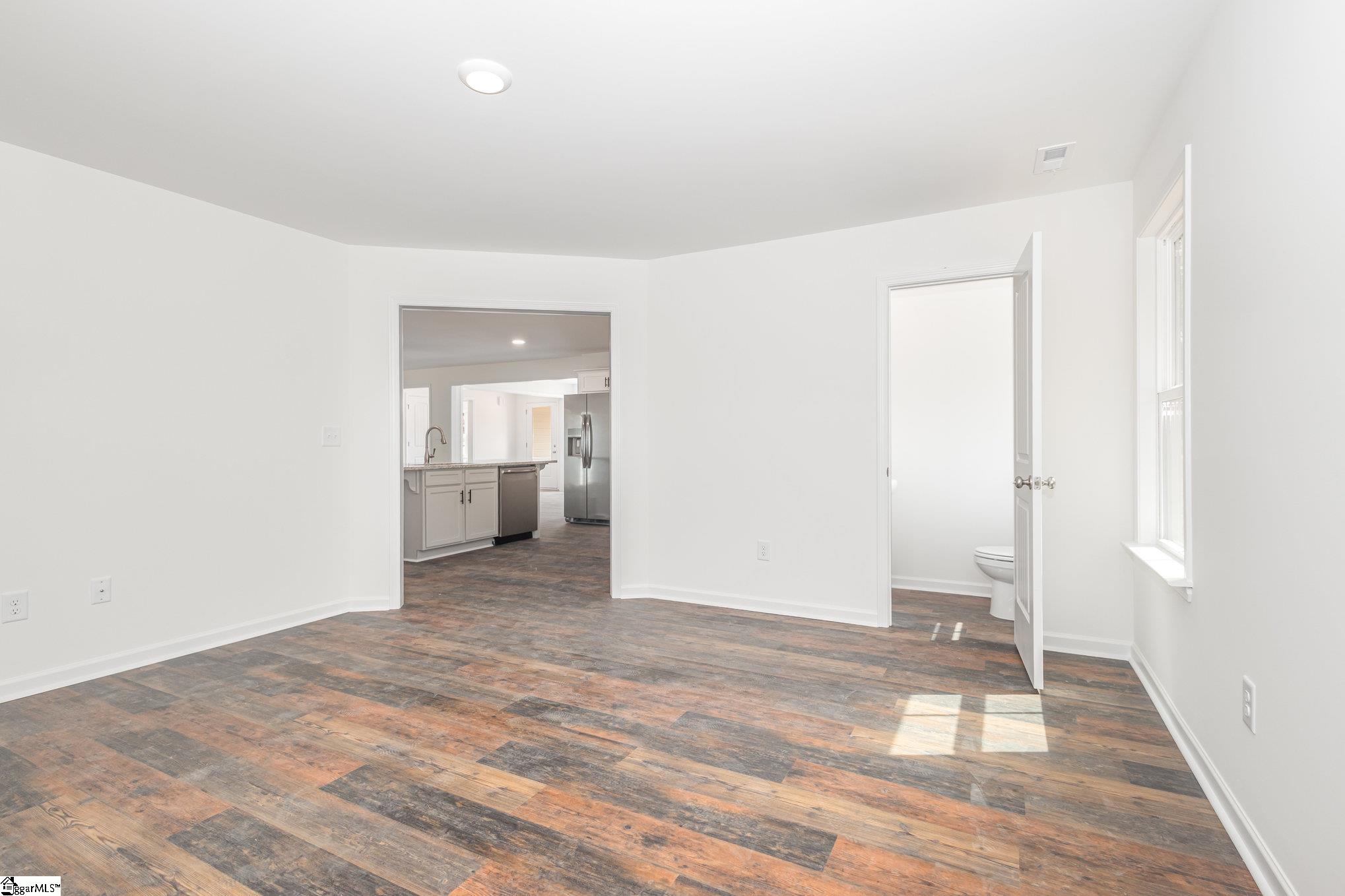 719 Parkview Drive Laurens, SC 29360