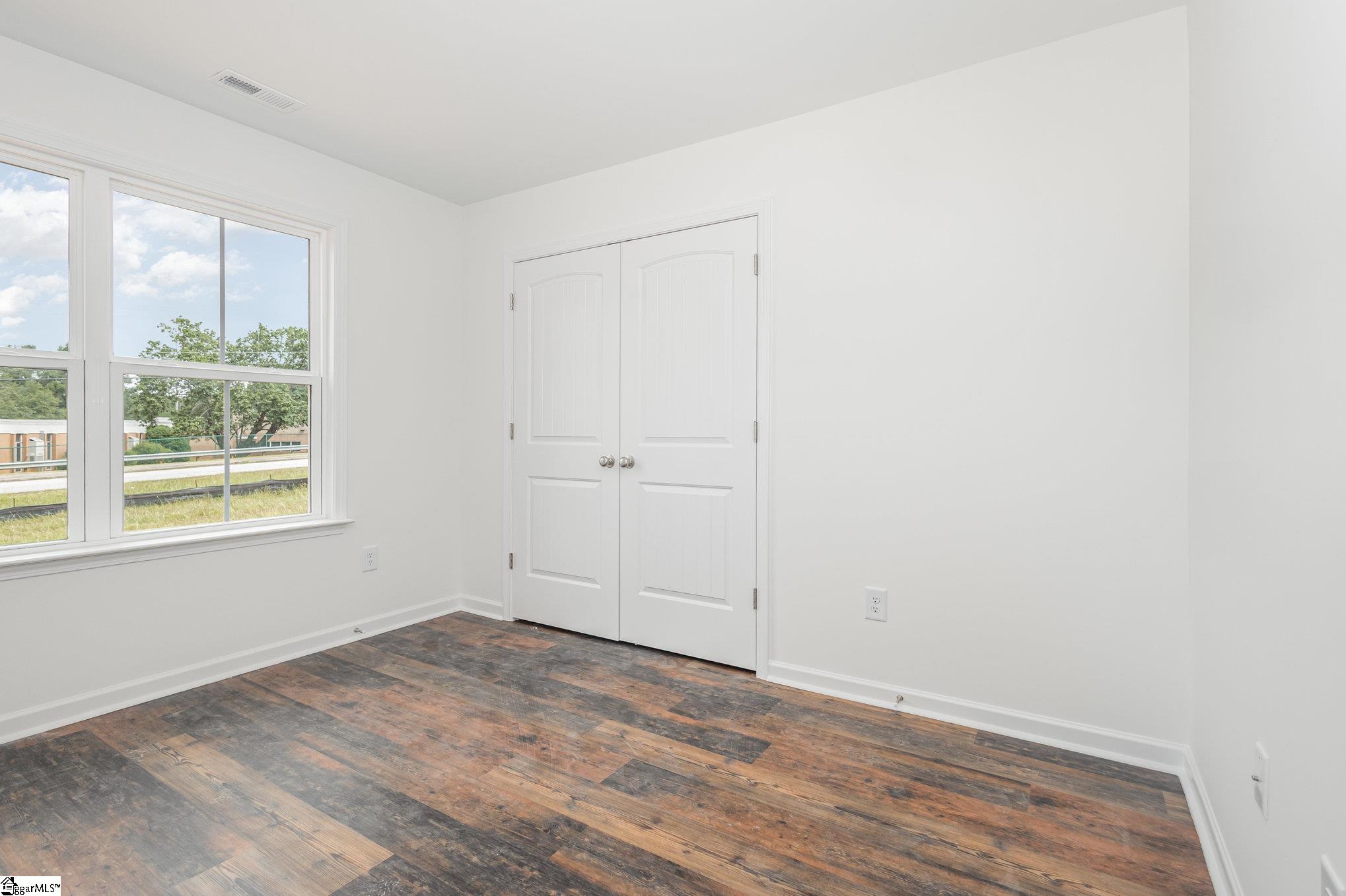 719 Parkview Drive Laurens, SC 29360
