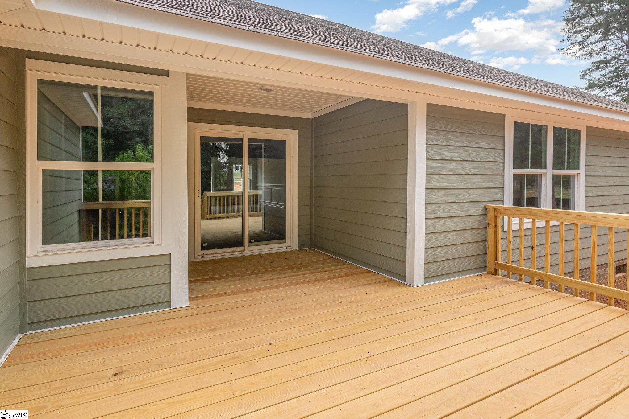719 Parkview Drive Laurens, SC 29360