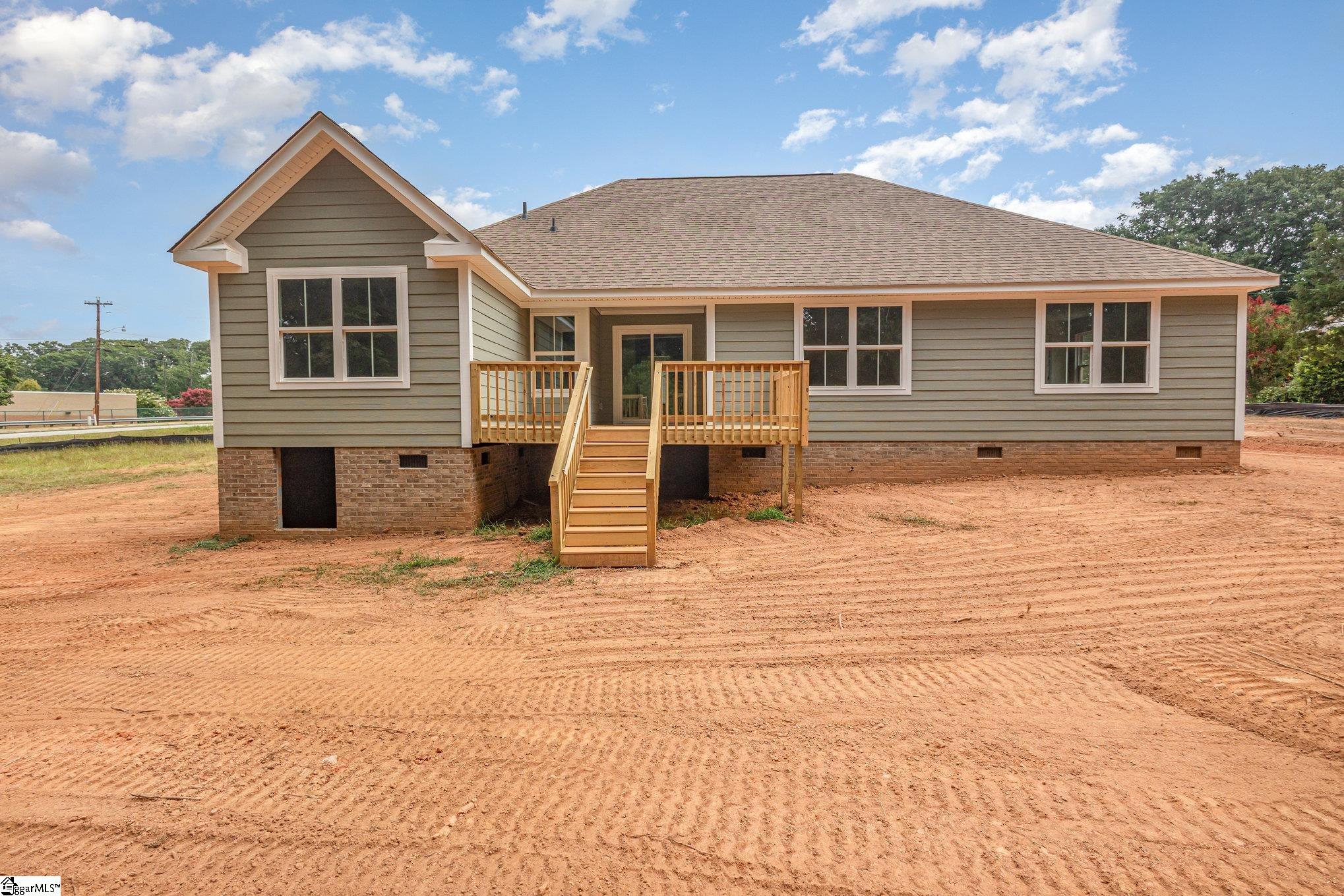 719 Parkview Drive Laurens, SC 29360