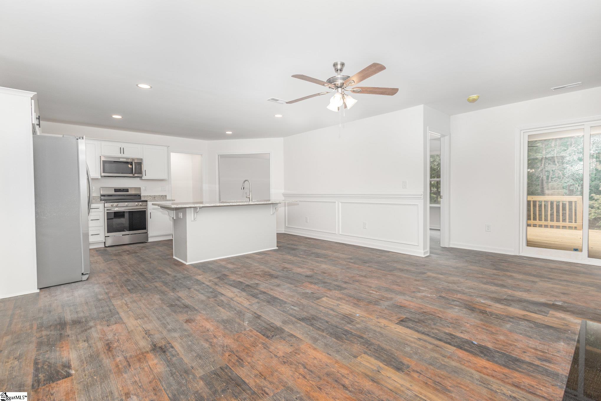 719 Parkview Drive Laurens, SC 29360
