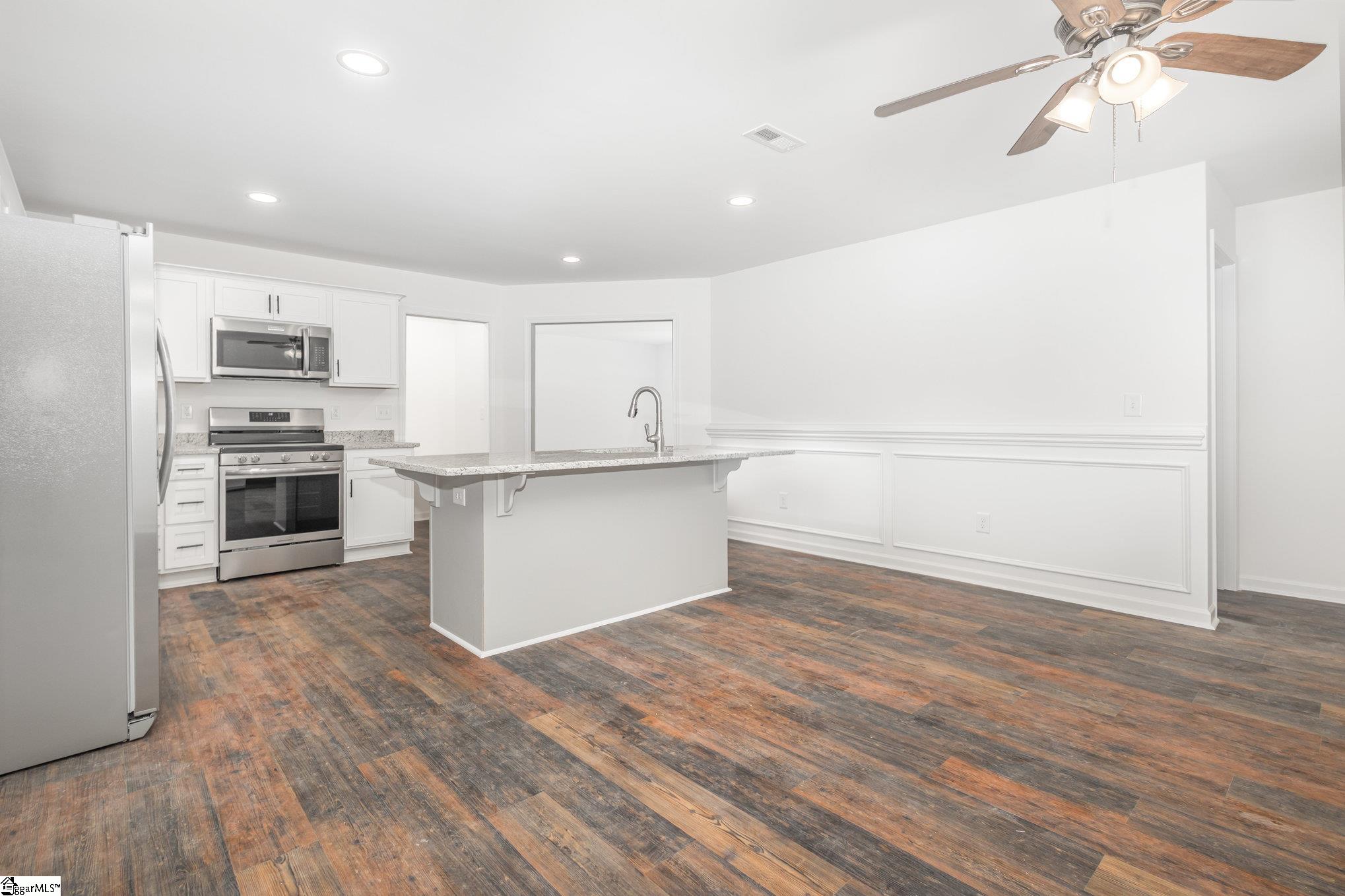 719 Parkview Drive Laurens, SC 29360