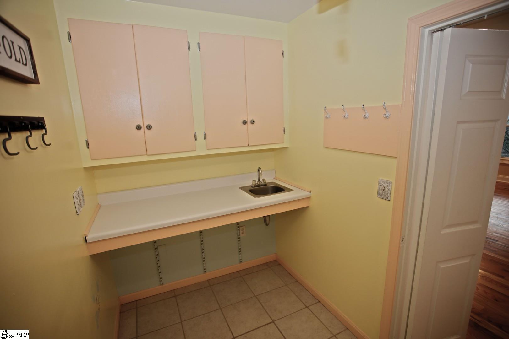 322 Hillandale Road Seneca, SC 29672