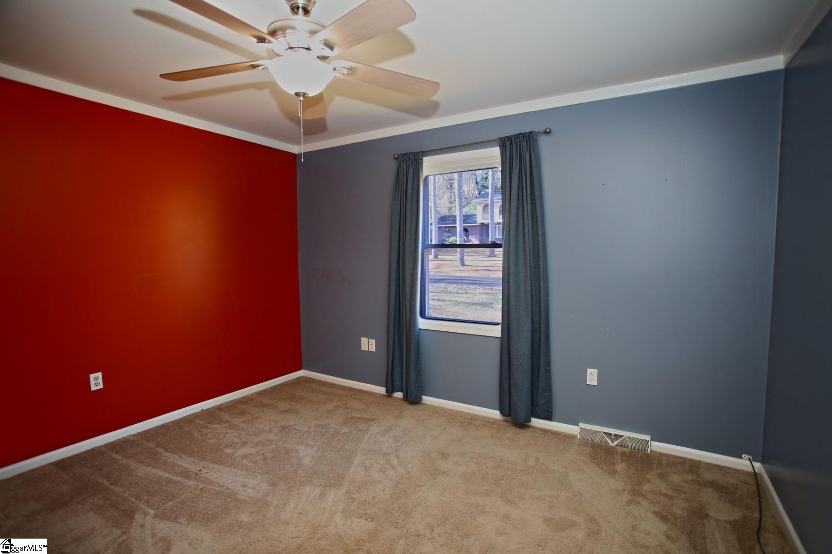 322 Hillandale Road Seneca, SC 29672