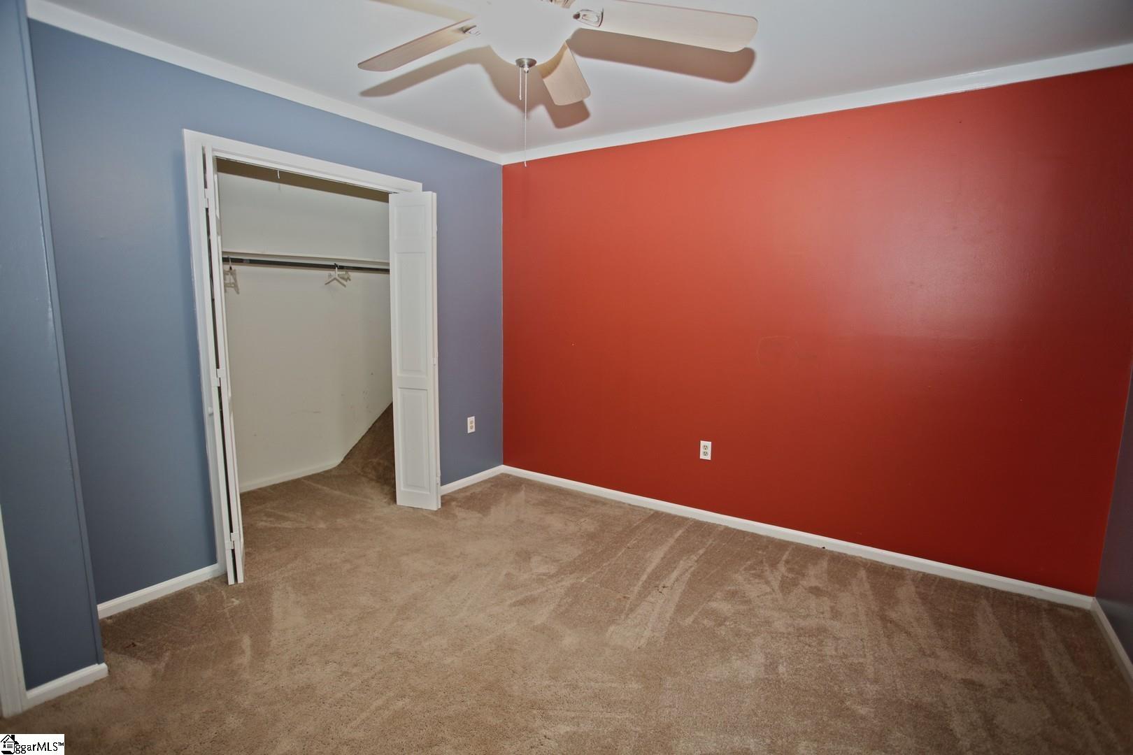 322 Hillandale Road Seneca, SC 29672
