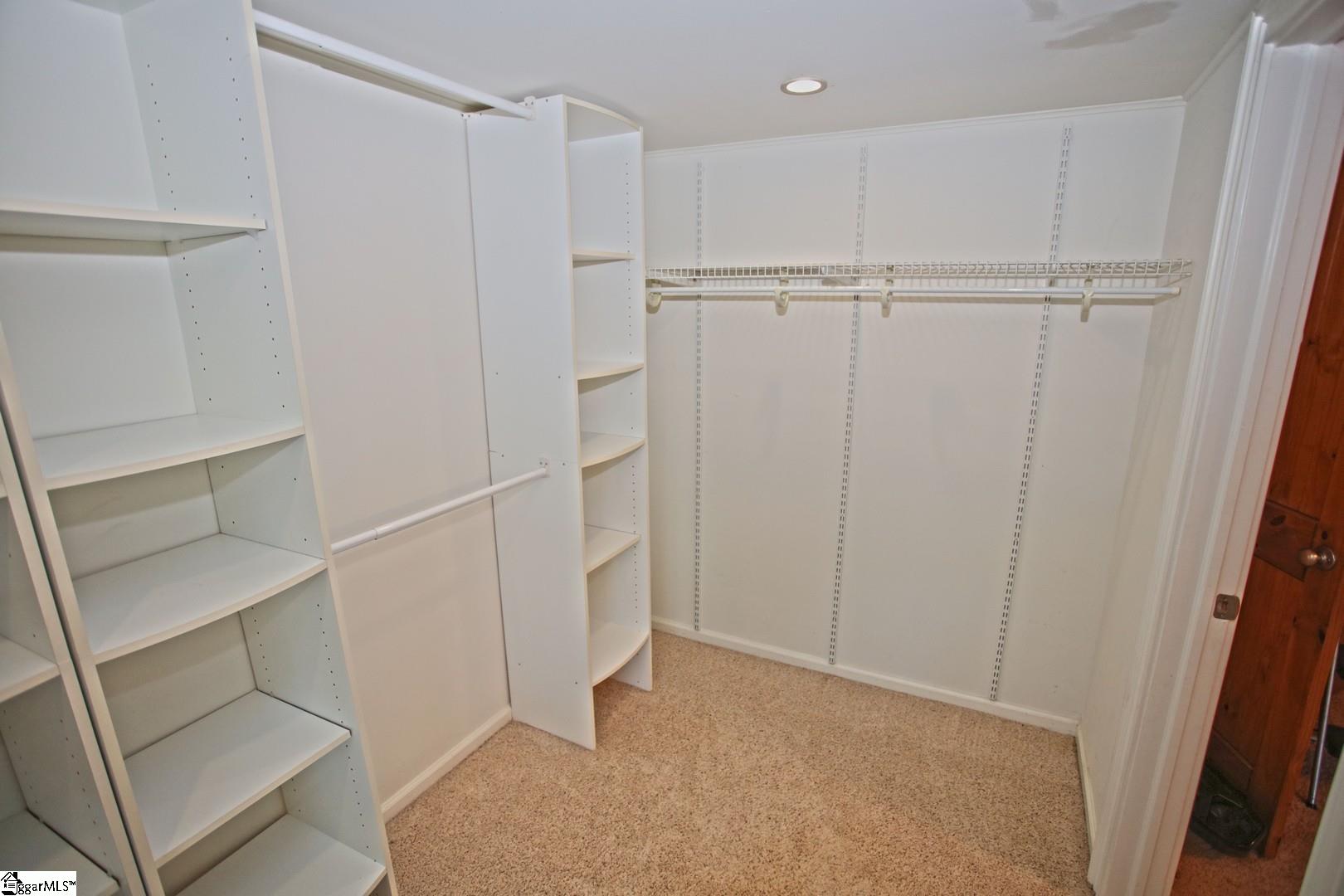 322 Hillandale Road Seneca, SC 29672