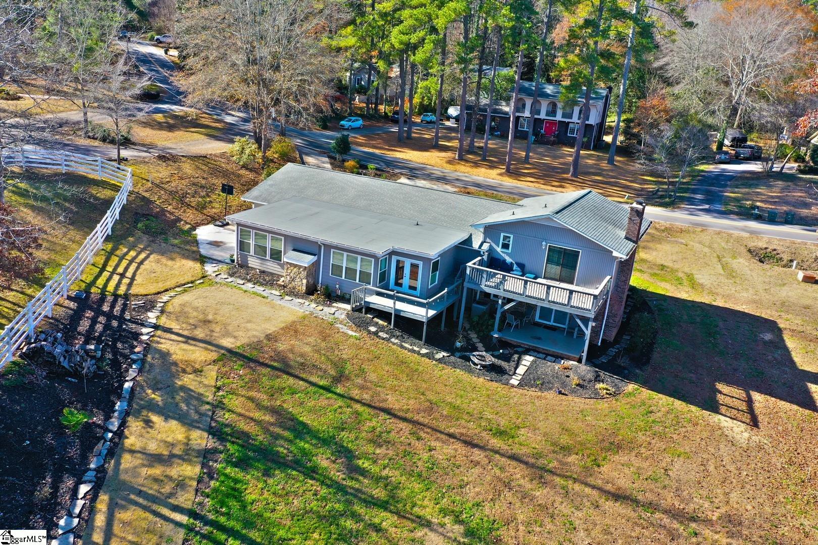 322 Hillandale Road Seneca, SC 29672