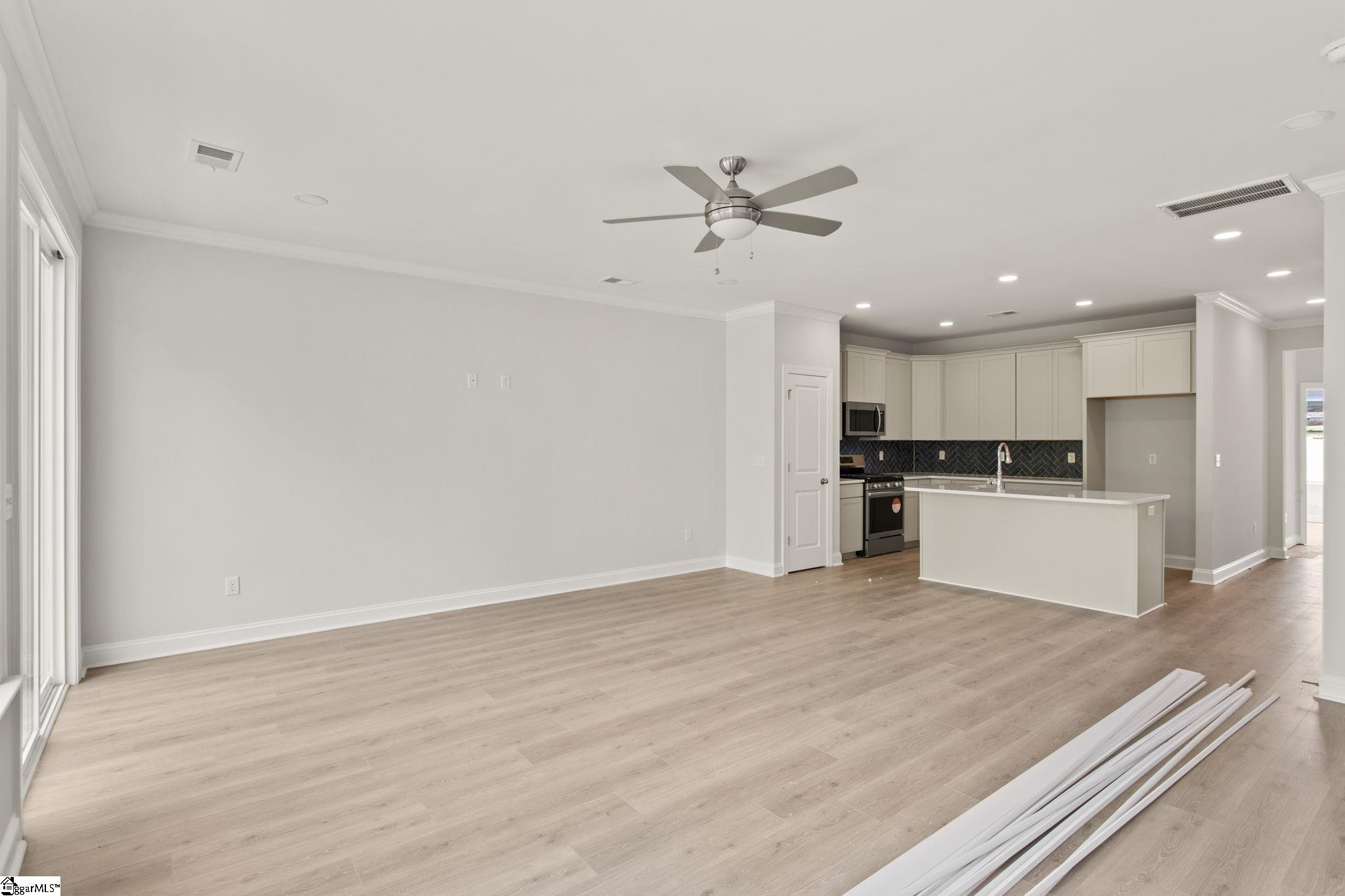 338 Lake Greenwood Boulevard Greenwood, SC 29649