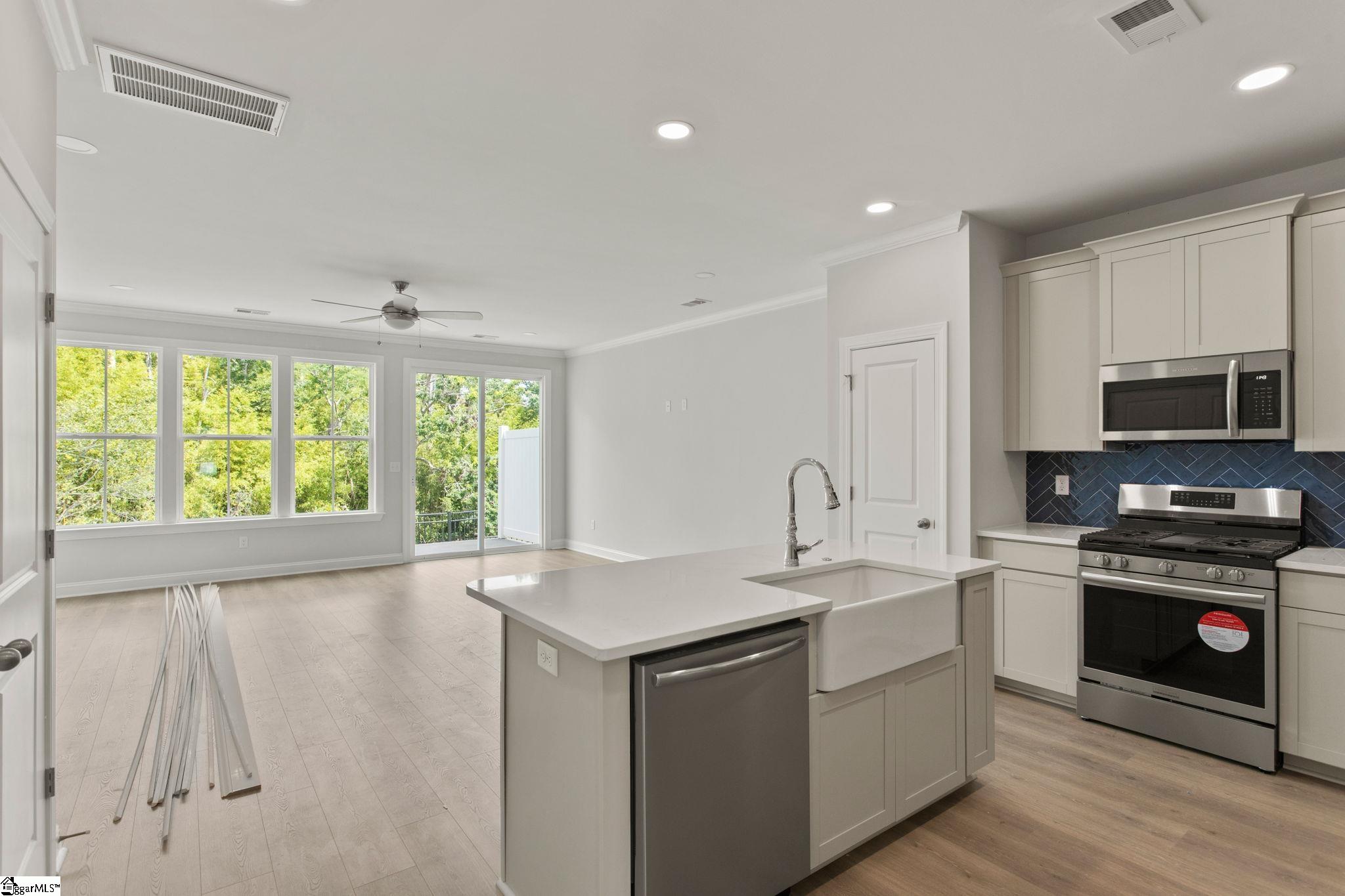 338 Lake Greenwood Boulevard Greenwood, SC 29649
