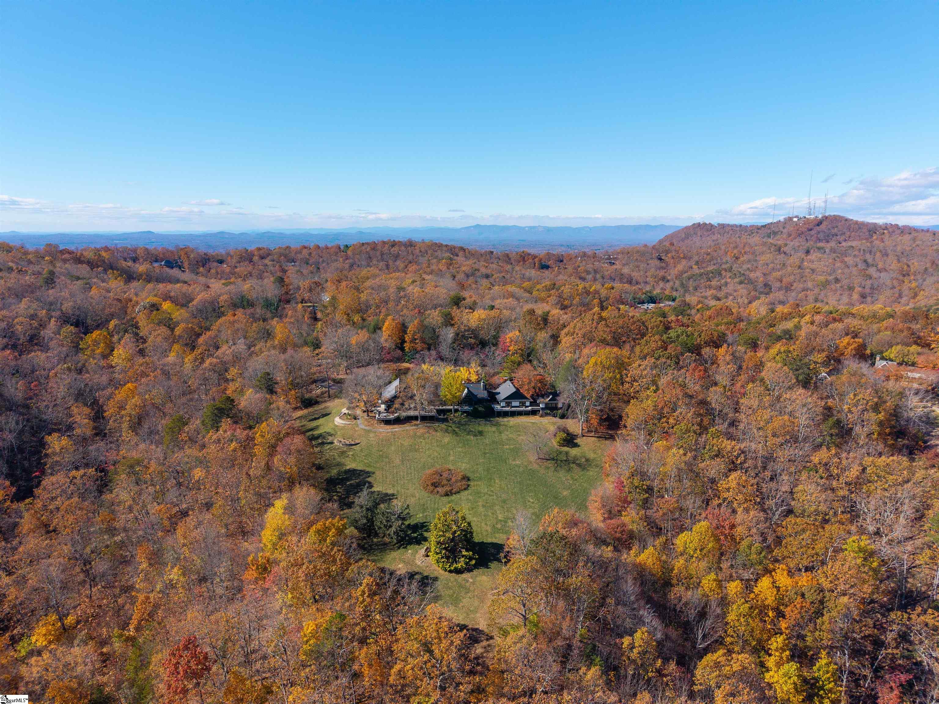 Homes for sale in Greenville, SC | 110 Huckleberry Rdg, Greenville, SC 29609 | MLS# 1545281