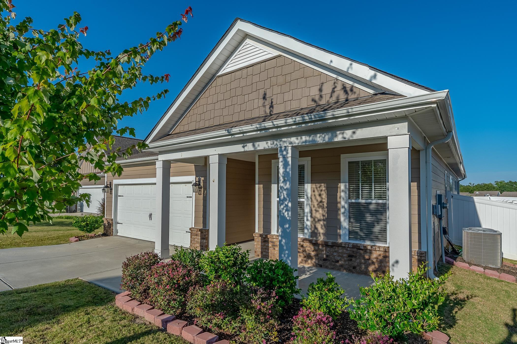 22 Daybreak Place Simpsonville, SC 29681