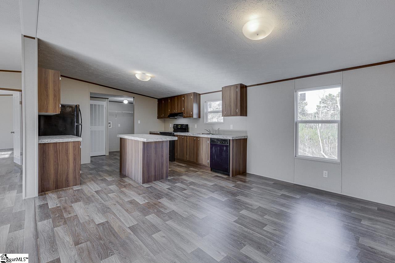 199 Folk Road Chesnee, SC 29323