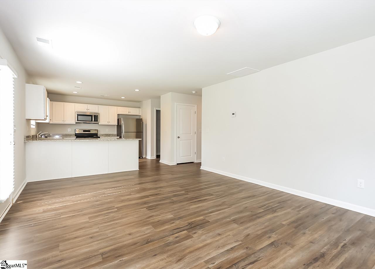 243 Kelly Farm Road Moore, SC 29369