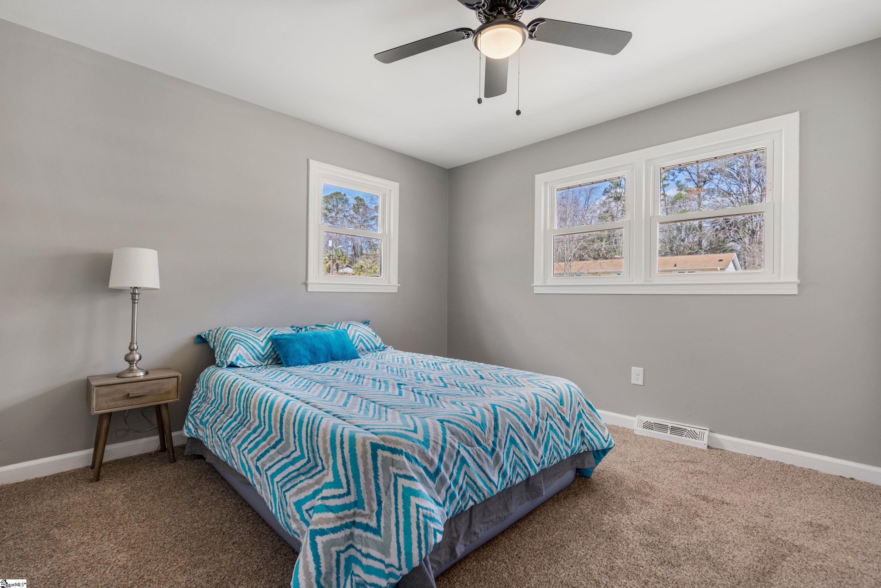 11 Longmeadow Road Taylors, SC 29687