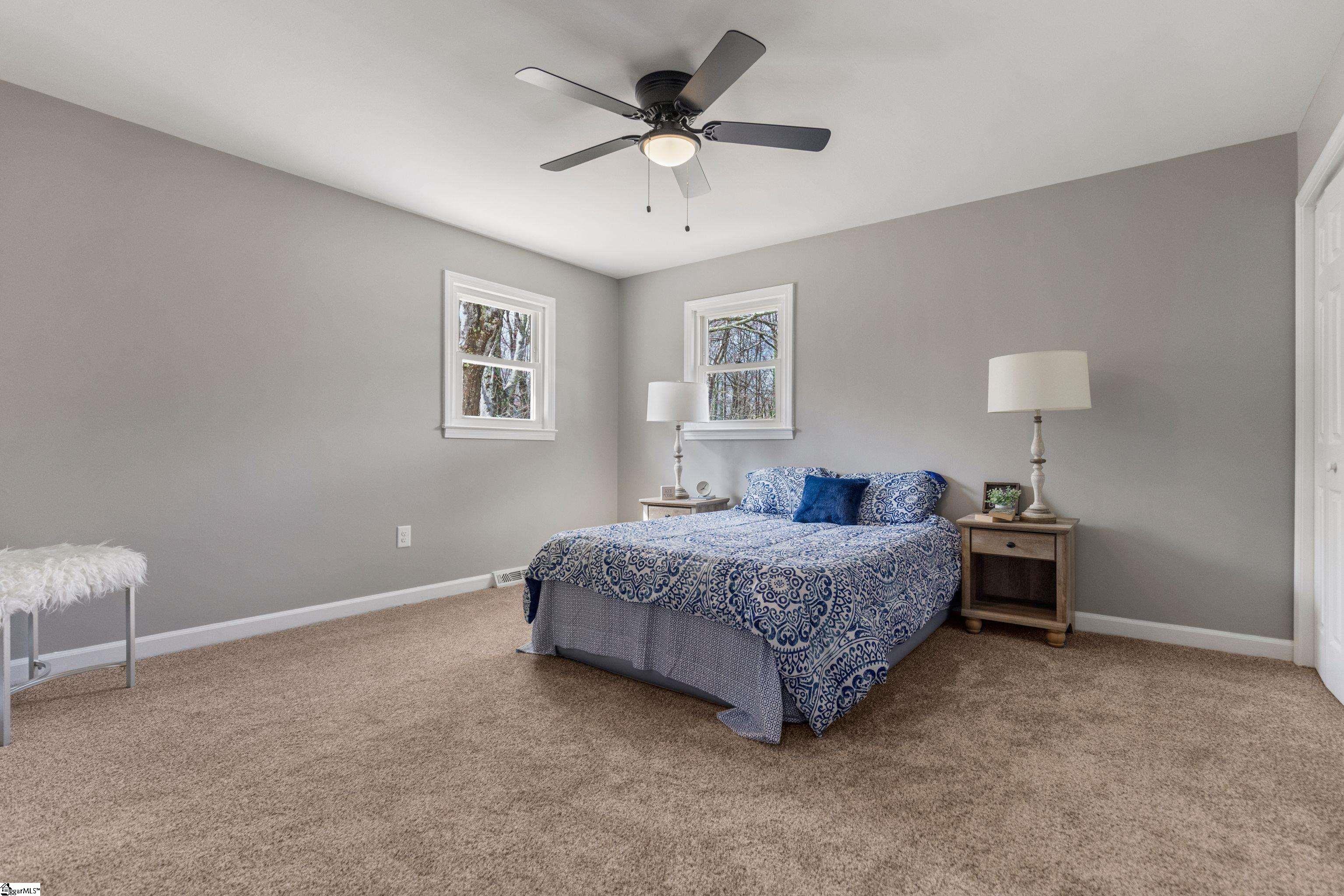 11 Longmeadow Road Taylors, SC 29687