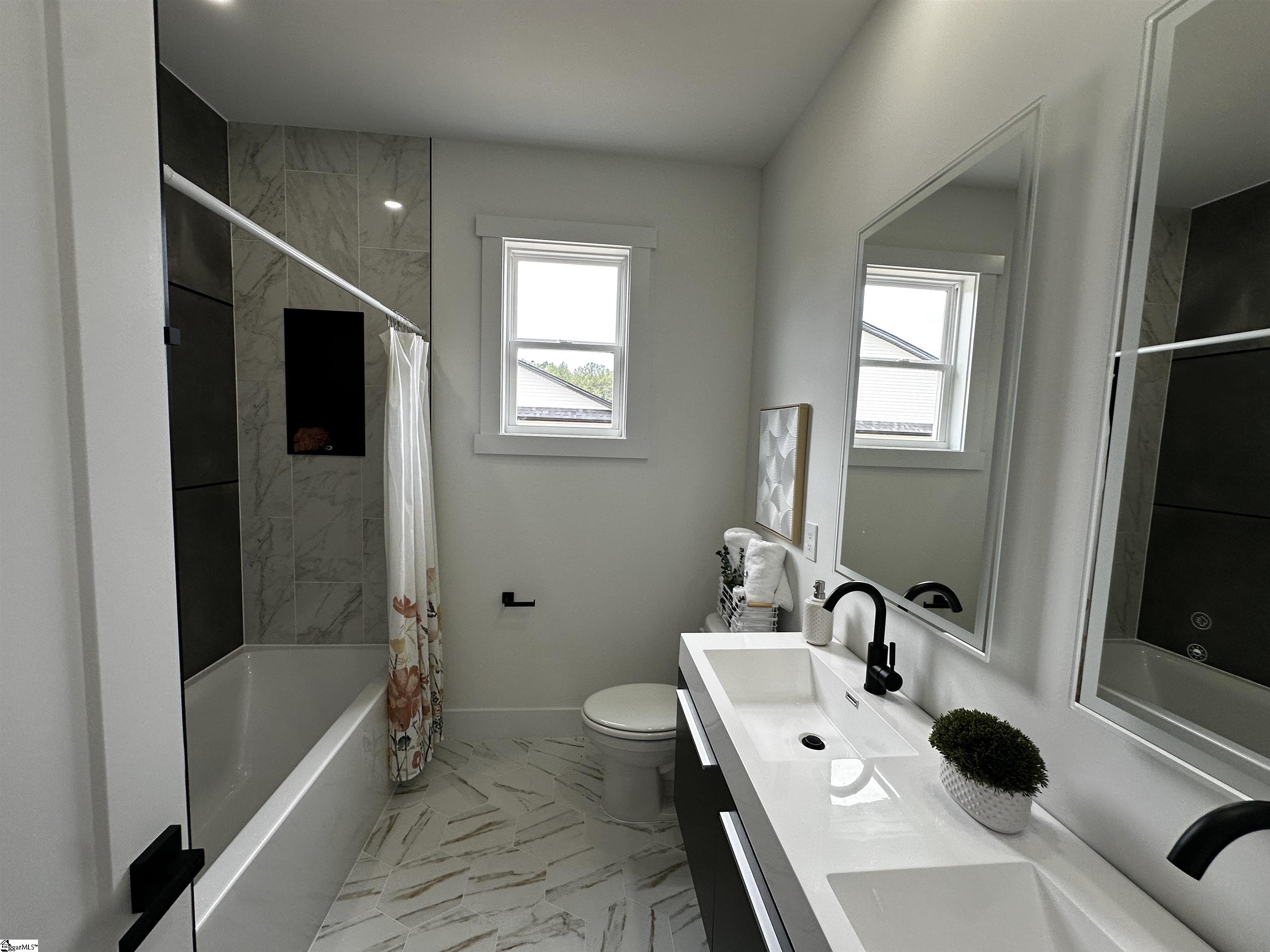 2931 Old Greenville Highway Central, SC 29630