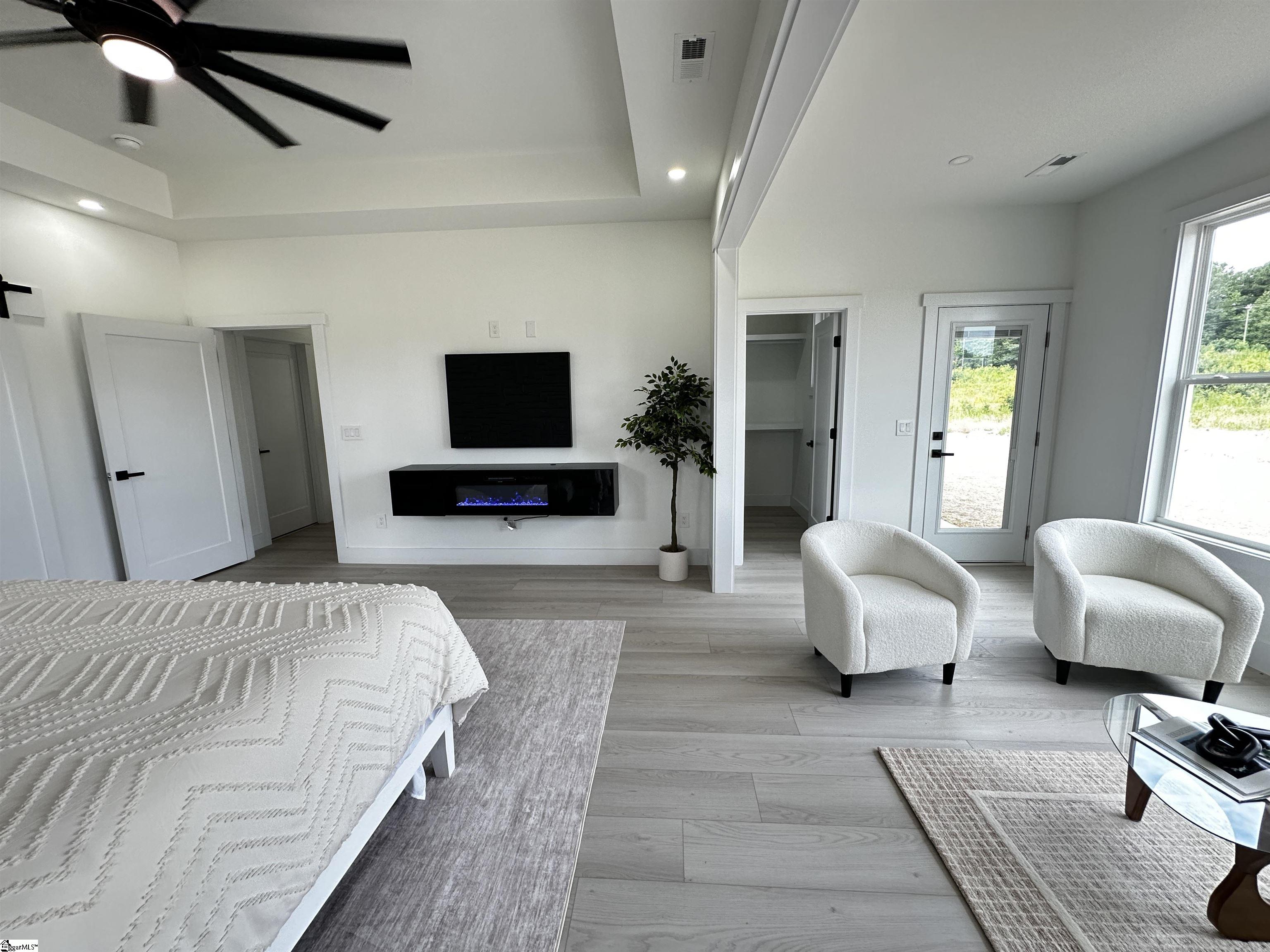 2931 Old Greenville Highway Central, SC 29630