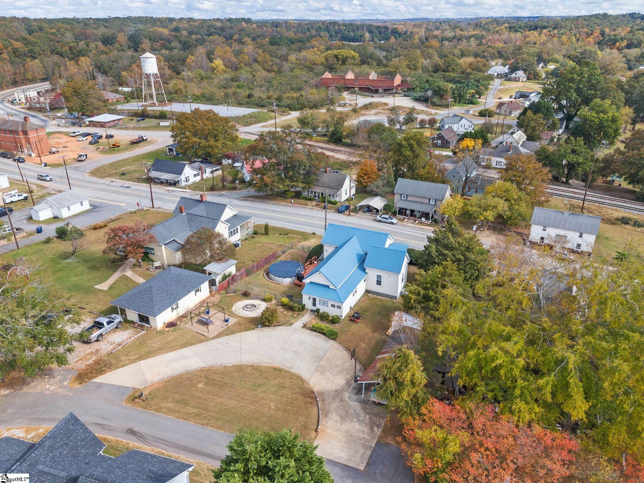 4 Courtney Street Pelzer, SC 29669
