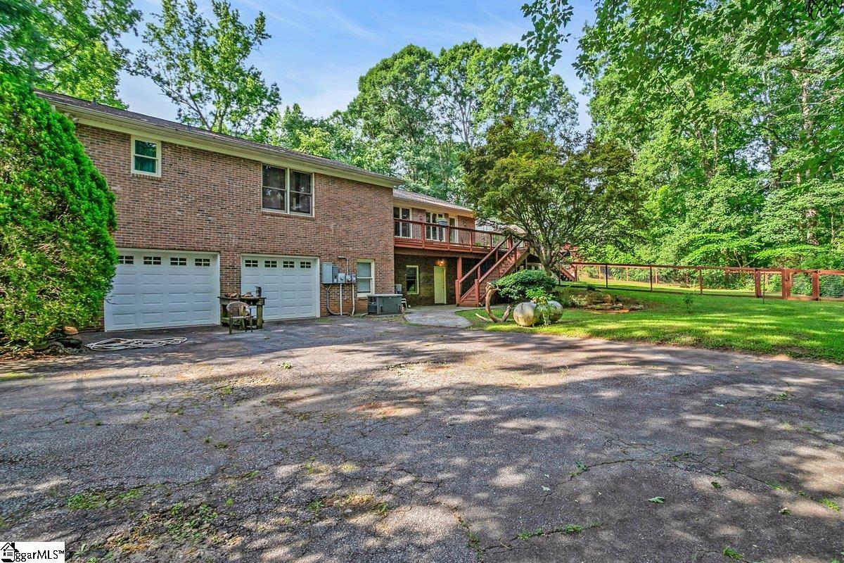 1733 Tigerville Road Travelers Rest, SC 29690
