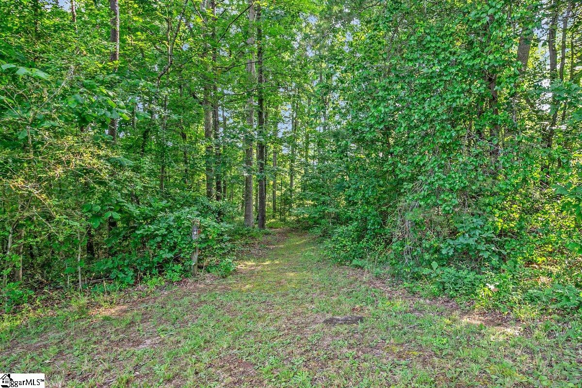 1733 Tigerville Road Travelers Rest, SC 29690