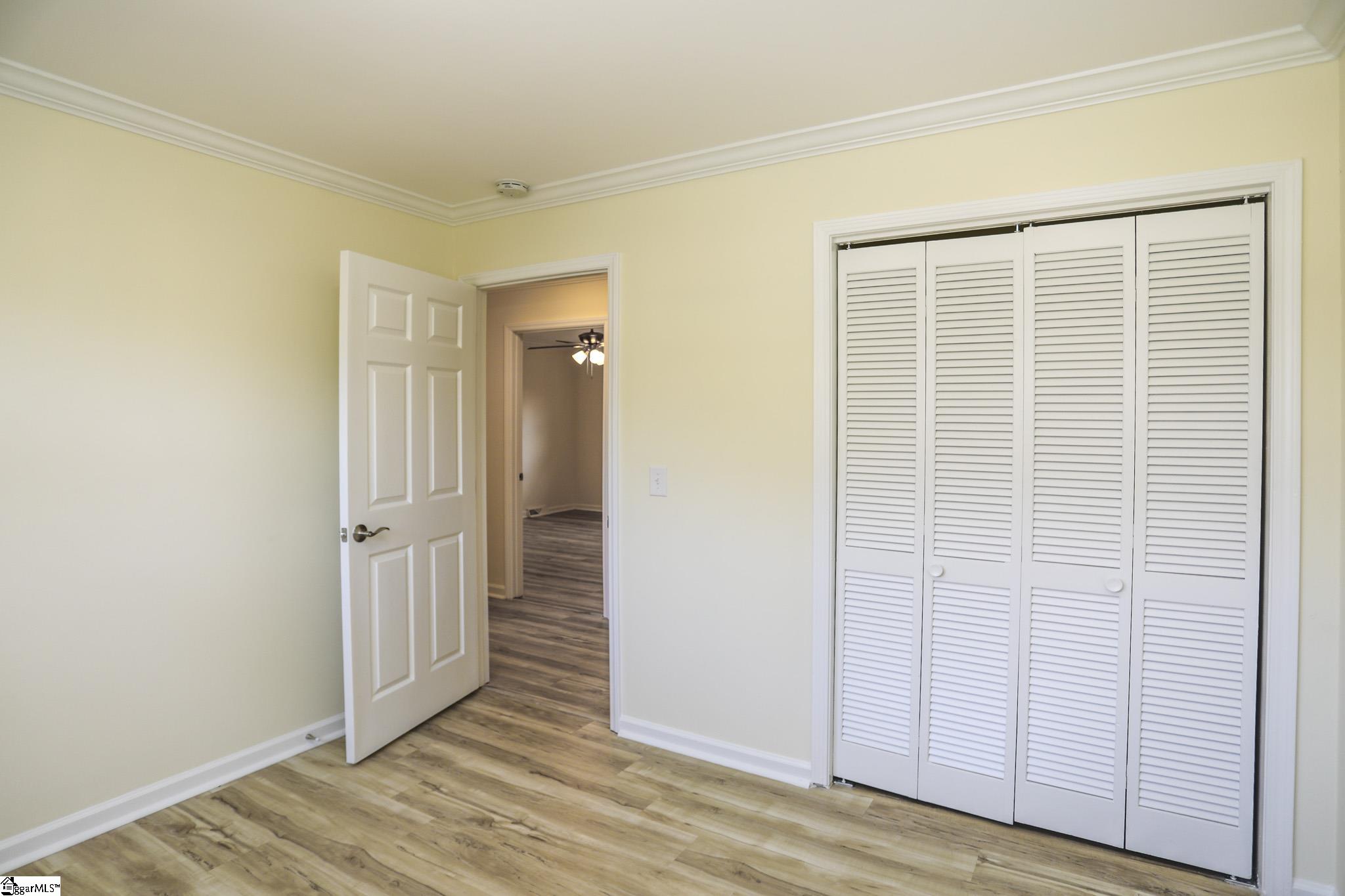 122 Woodcliff Court Simpsonville, SC 29681