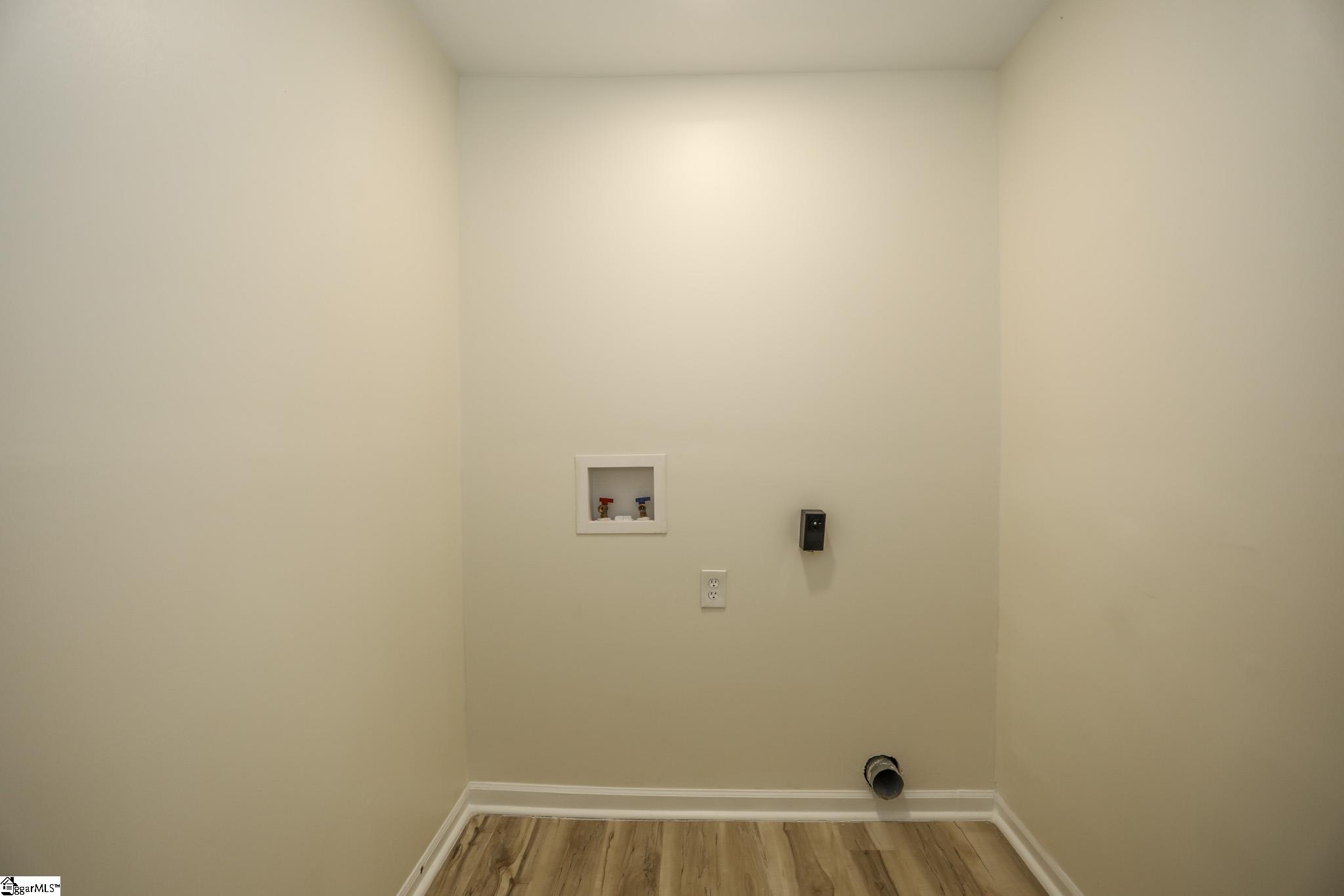 122 Woodcliff Court Simpsonville, SC 29681