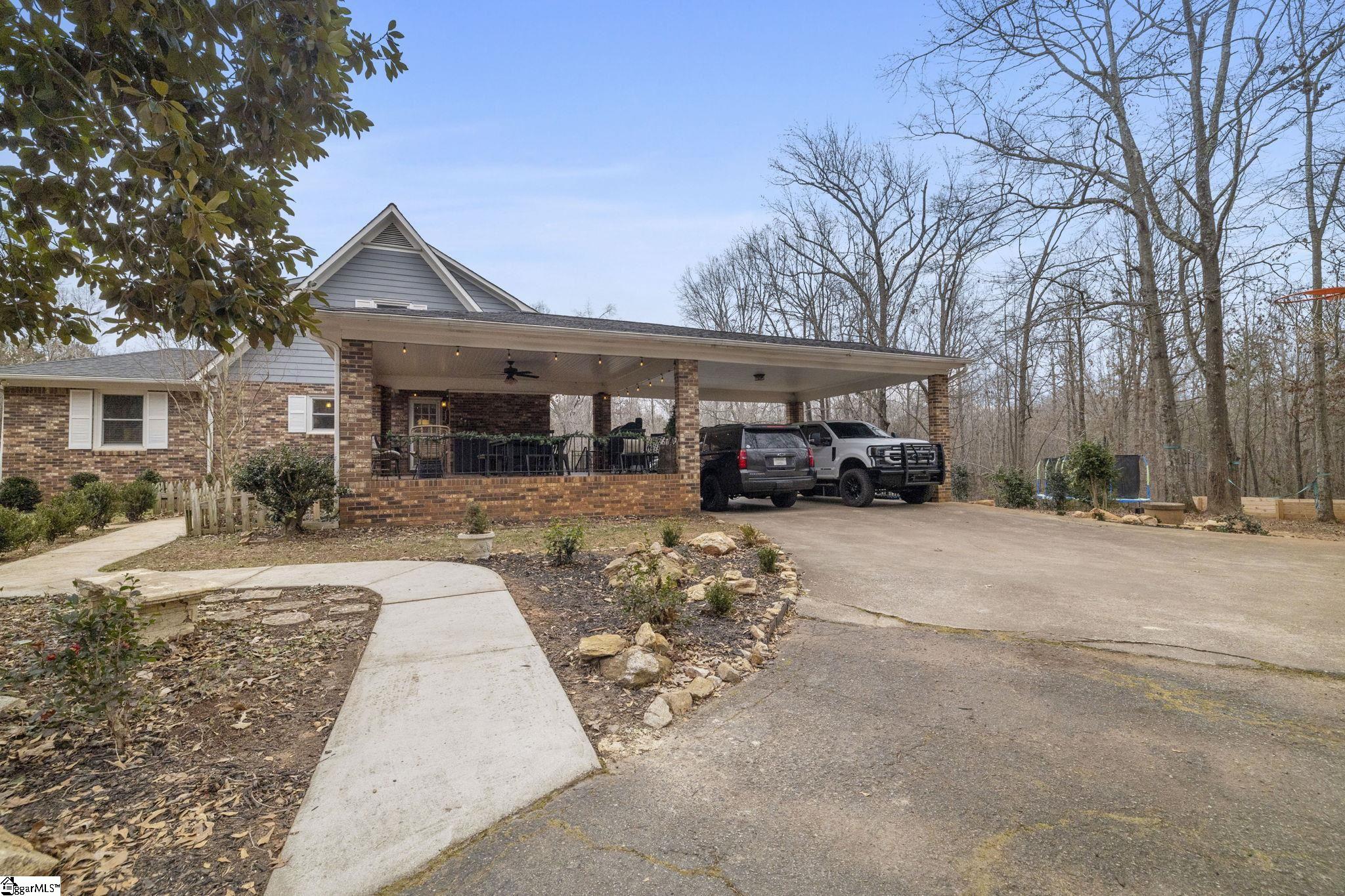 1155 Mitchell Lane Boiling Springs, SC 29316