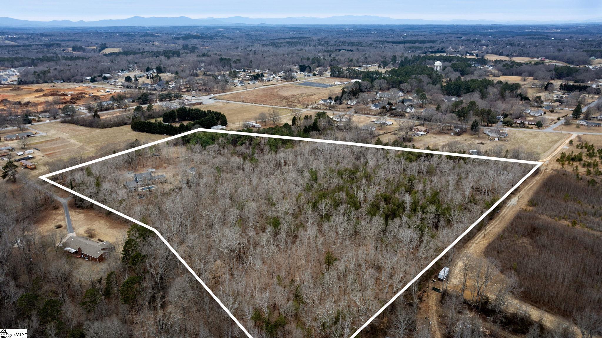 1155 Mitchell Lane Boiling Springs, SC 29316