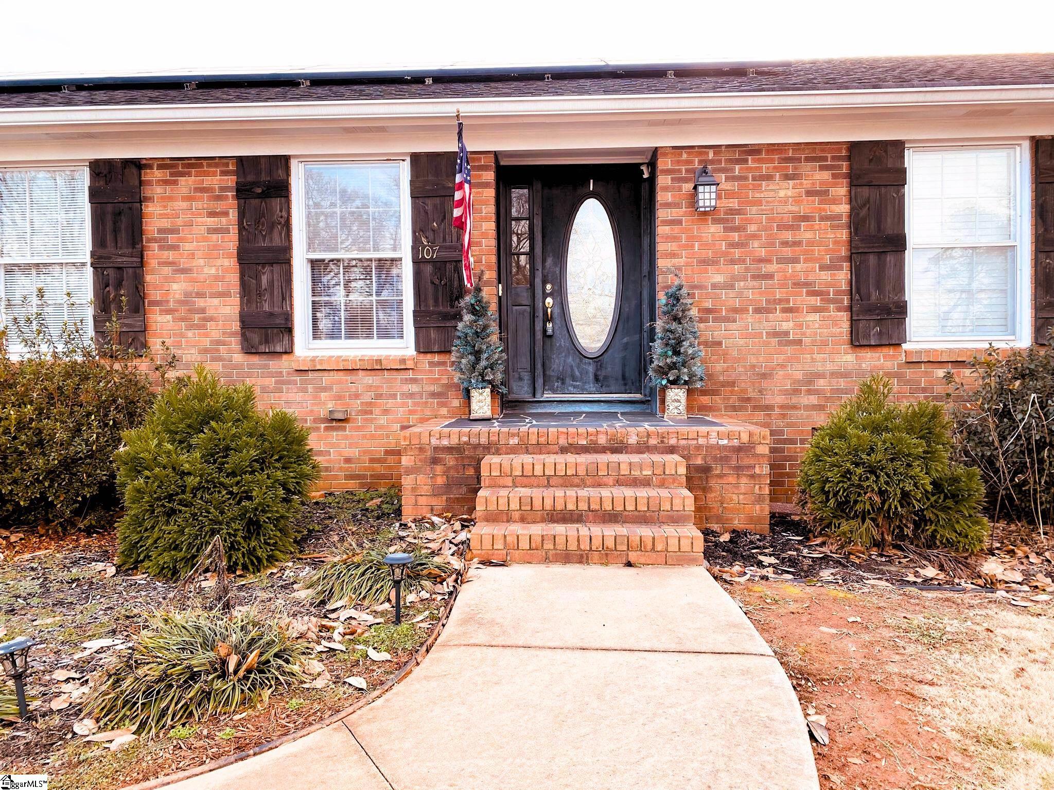107 Mulberry Street Inman, SC 29349-9119