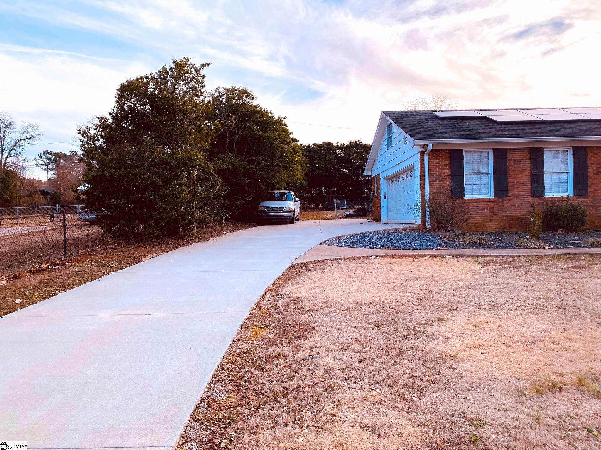 107 Mulberry Street Inman, SC 29349-9119
