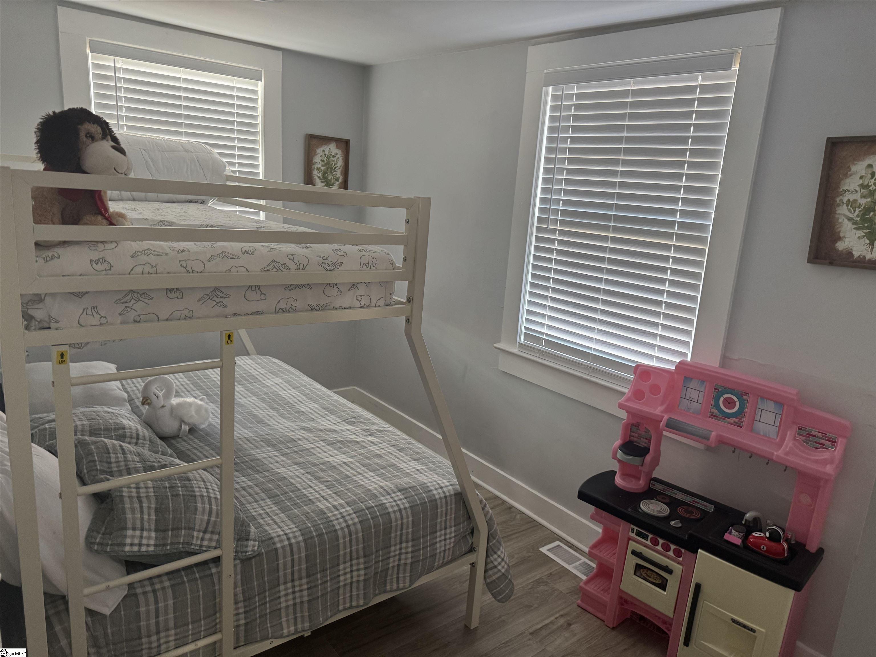 12 10th Street Greer, SC 29651