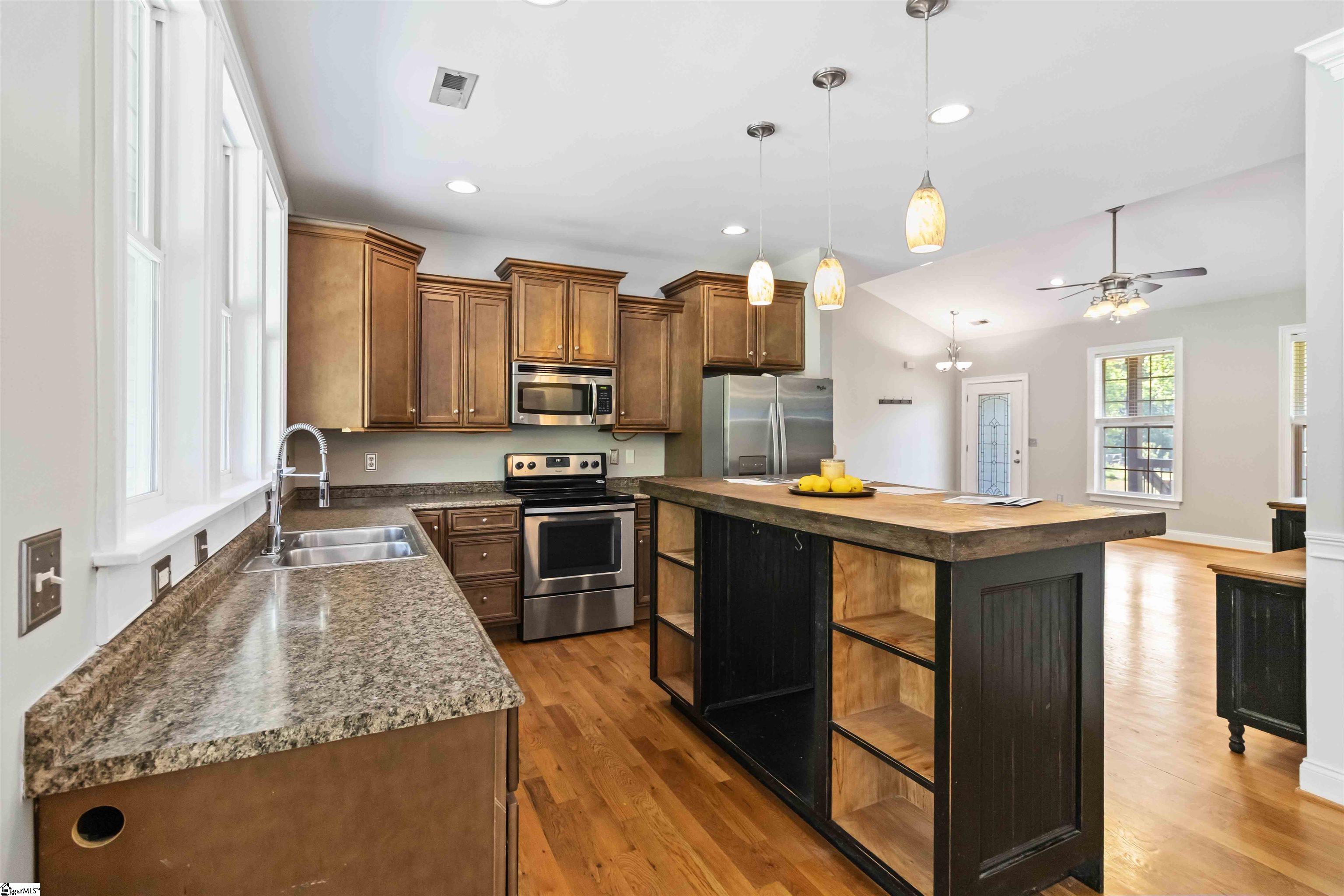 208 Quercus Run Fountain Inn, SC 29644