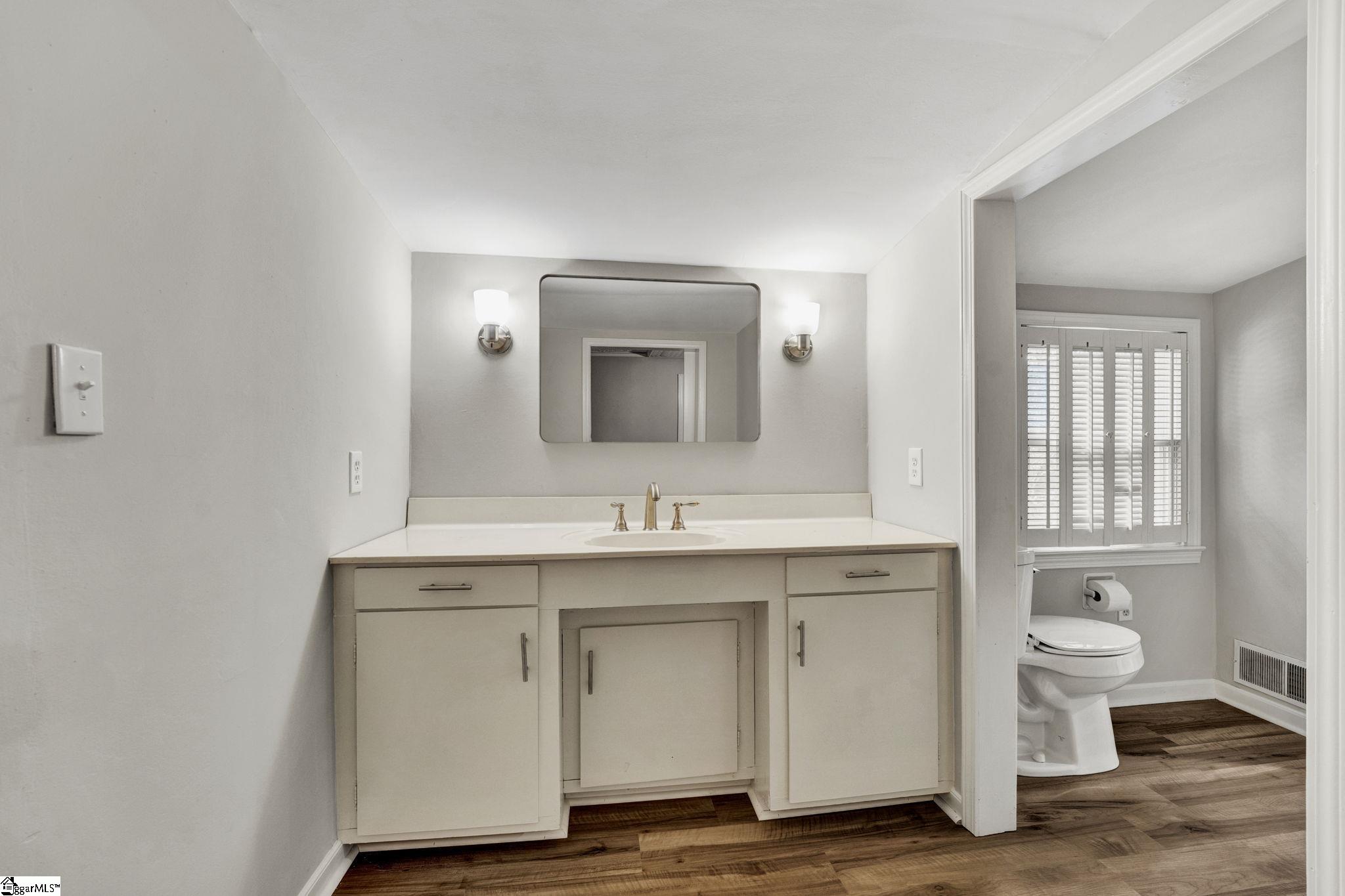 13 Wilson Avenue Liberty, SC 29657