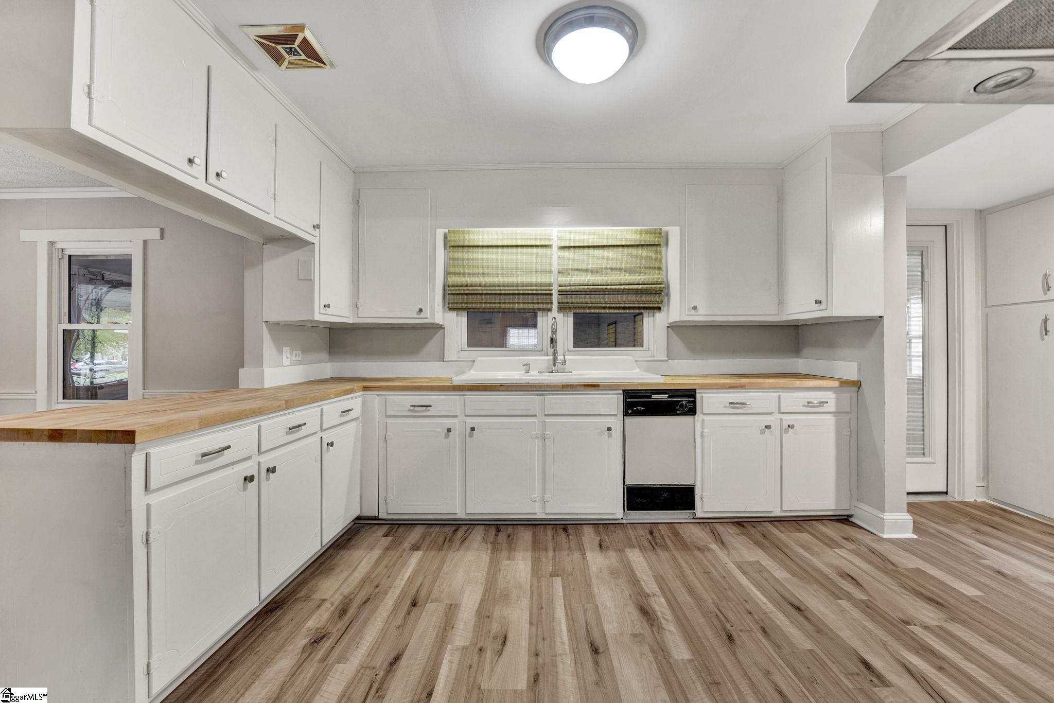 13 Wilson Avenue Liberty, SC 29657