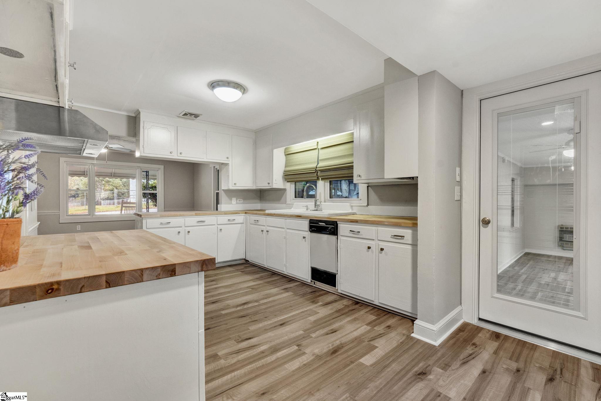 13 Wilson Avenue Liberty, SC 29657