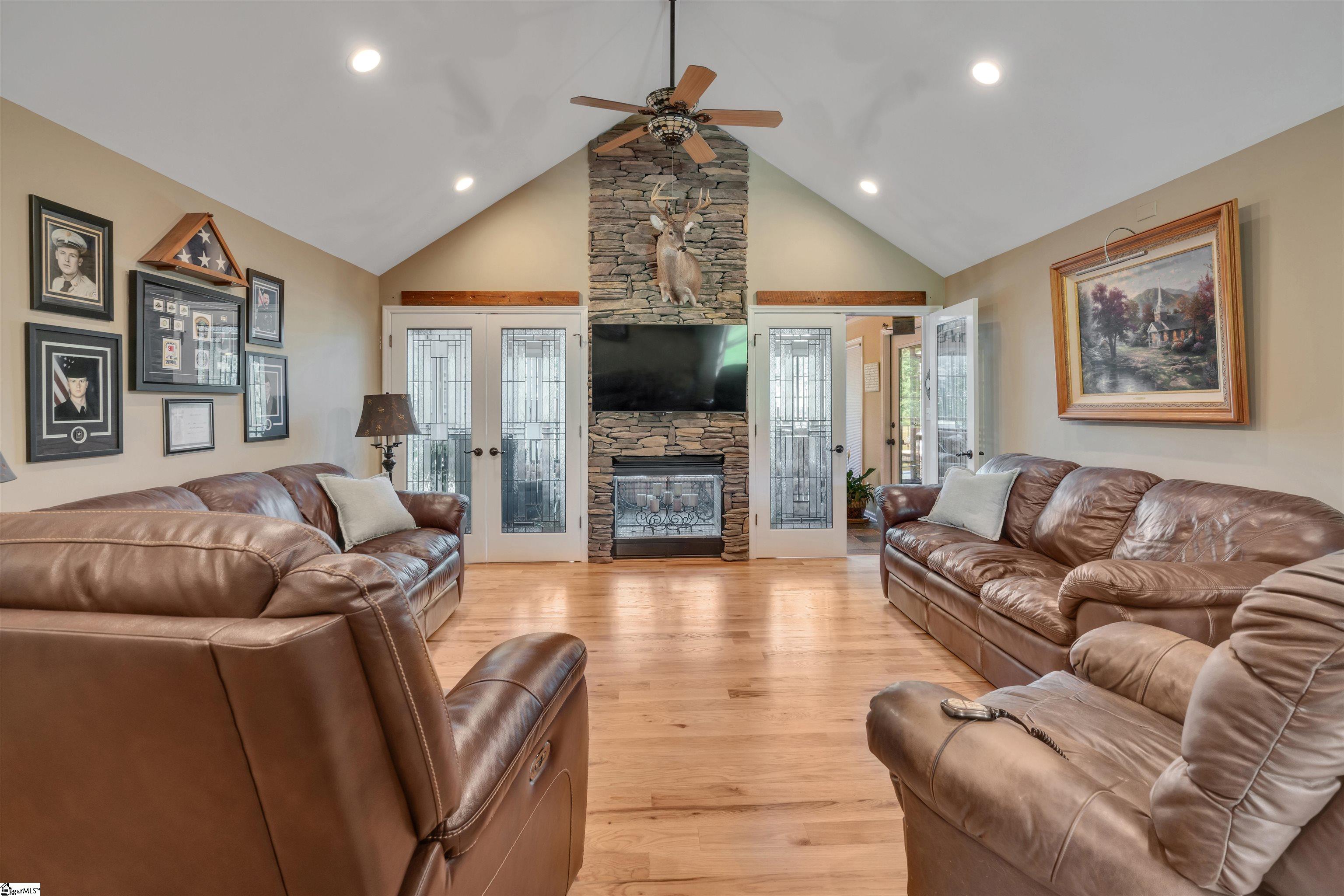 103 Michael Drive Spartanburg, SC 29306