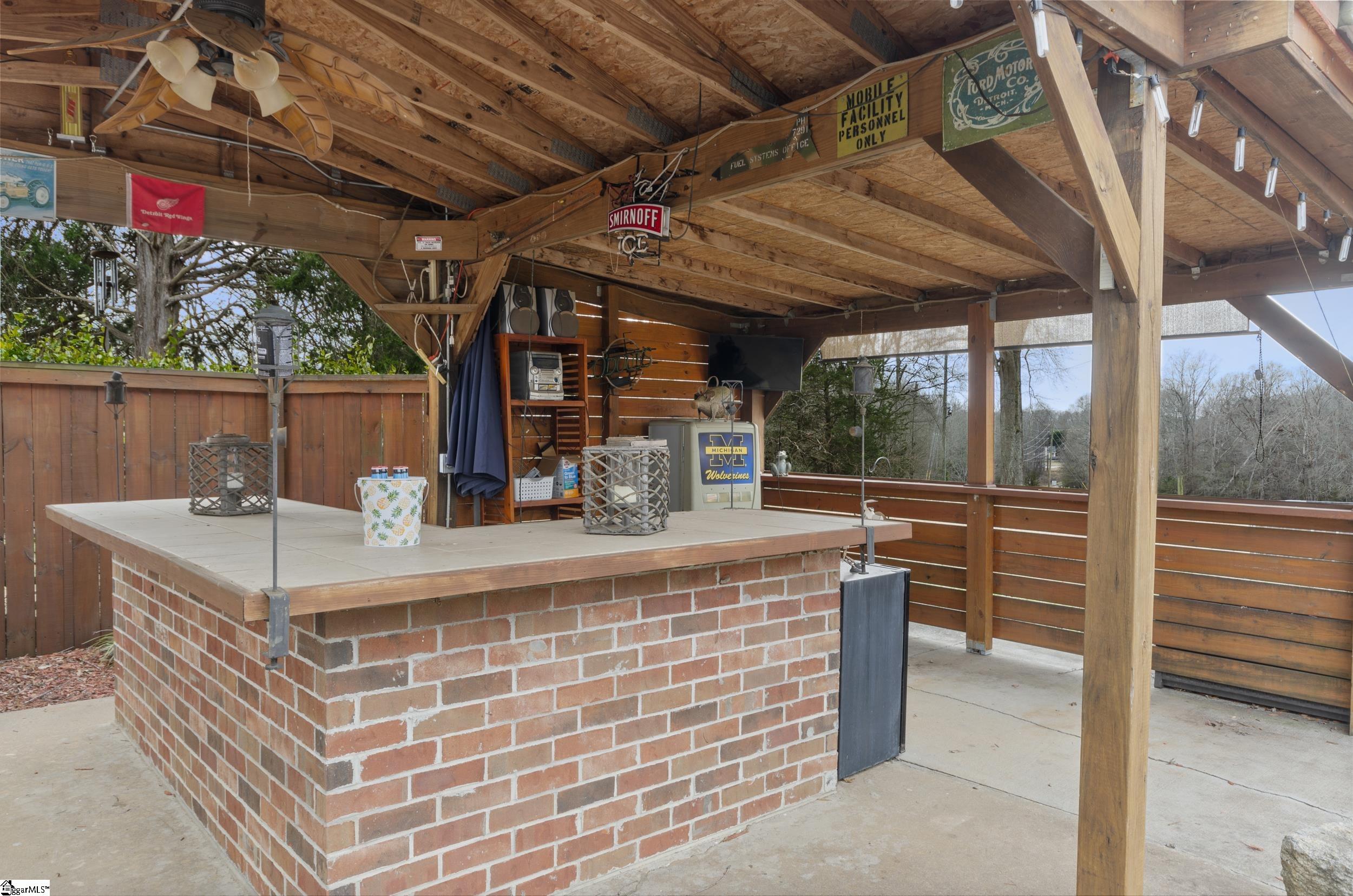 649 Oaklawn Road Simpsonville, SC 29680