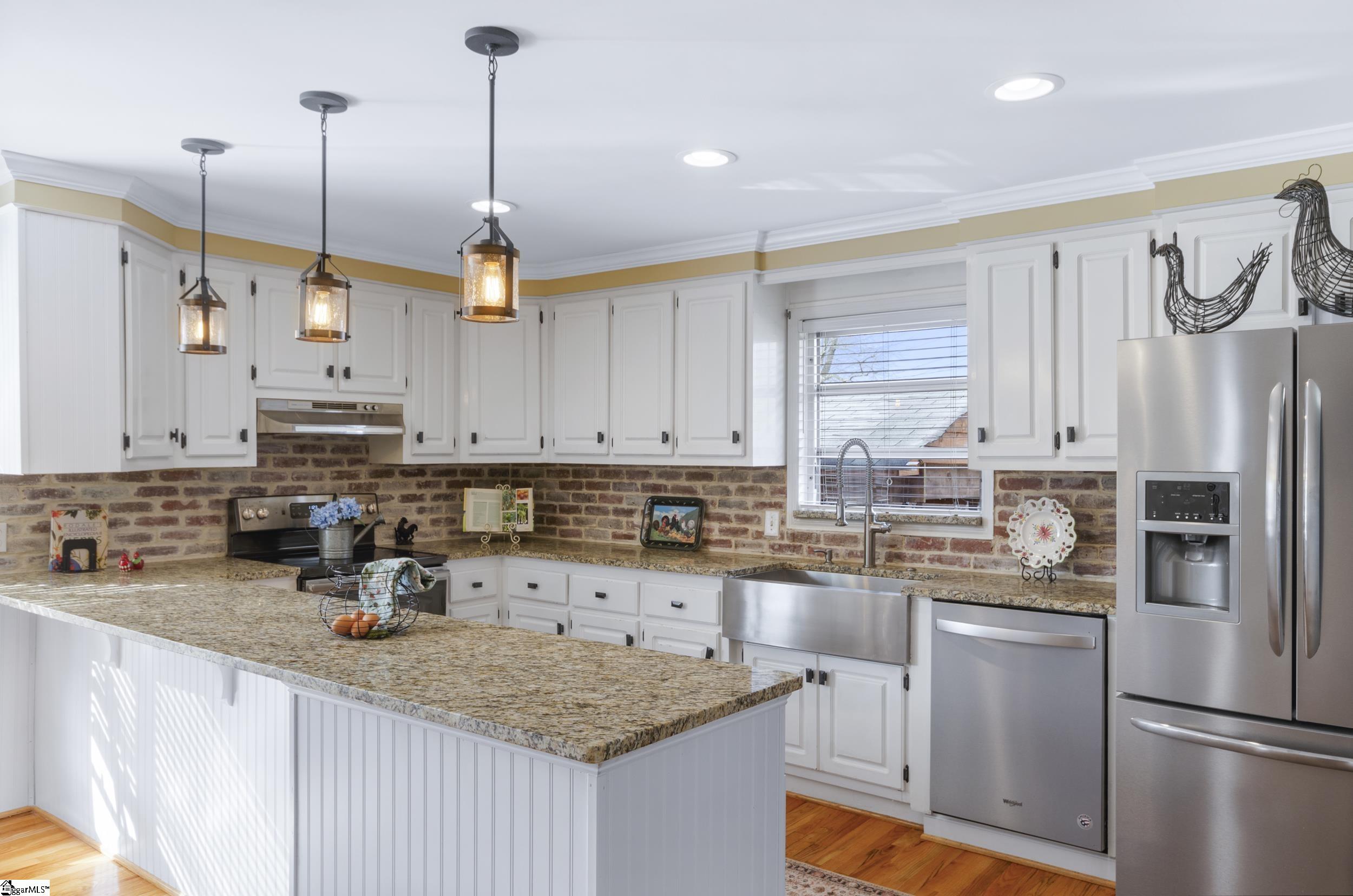 649 Oaklawn Road Simpsonville, SC 29680