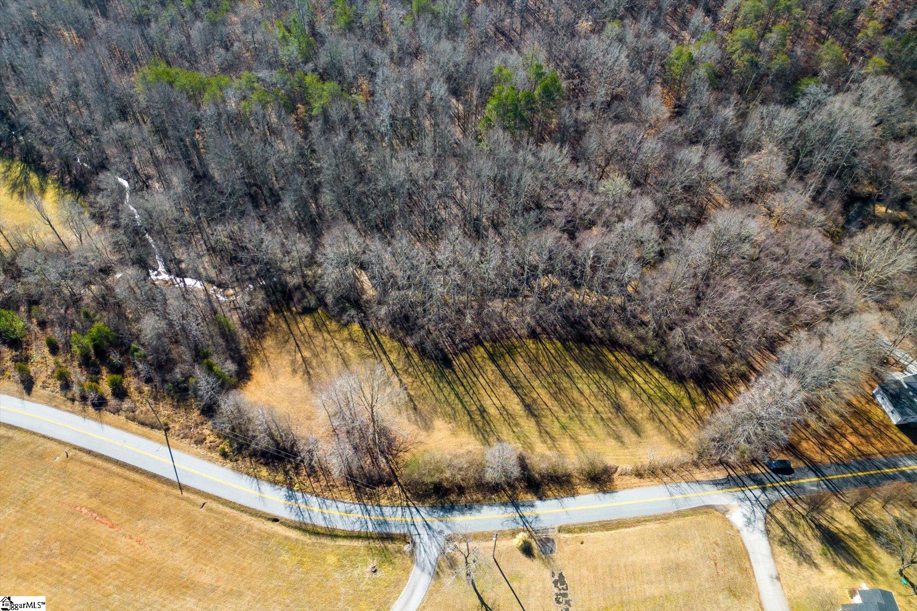 312 N Glassy Mountain Road Pickens, SC 29671