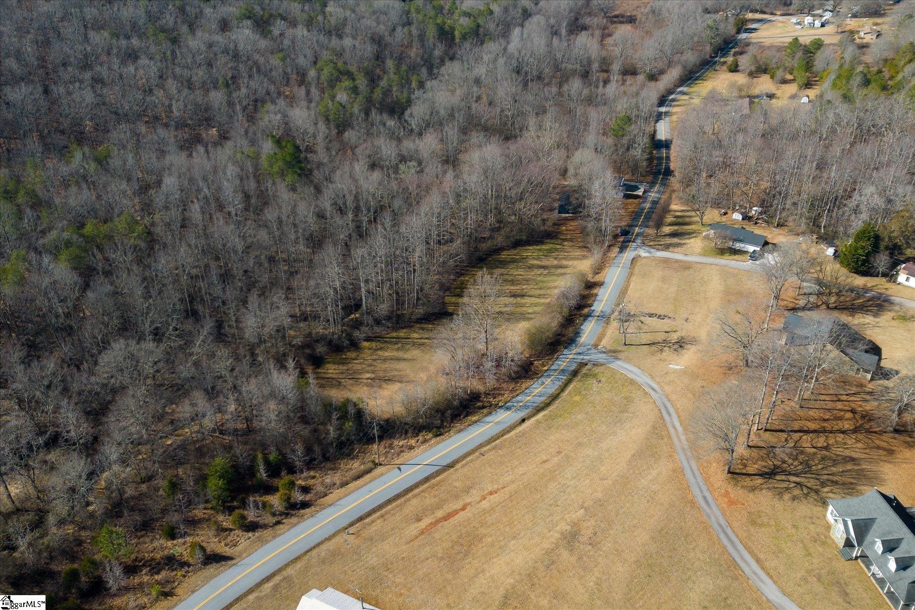 312 N Glassy Mountain Road Pickens, SC 29671