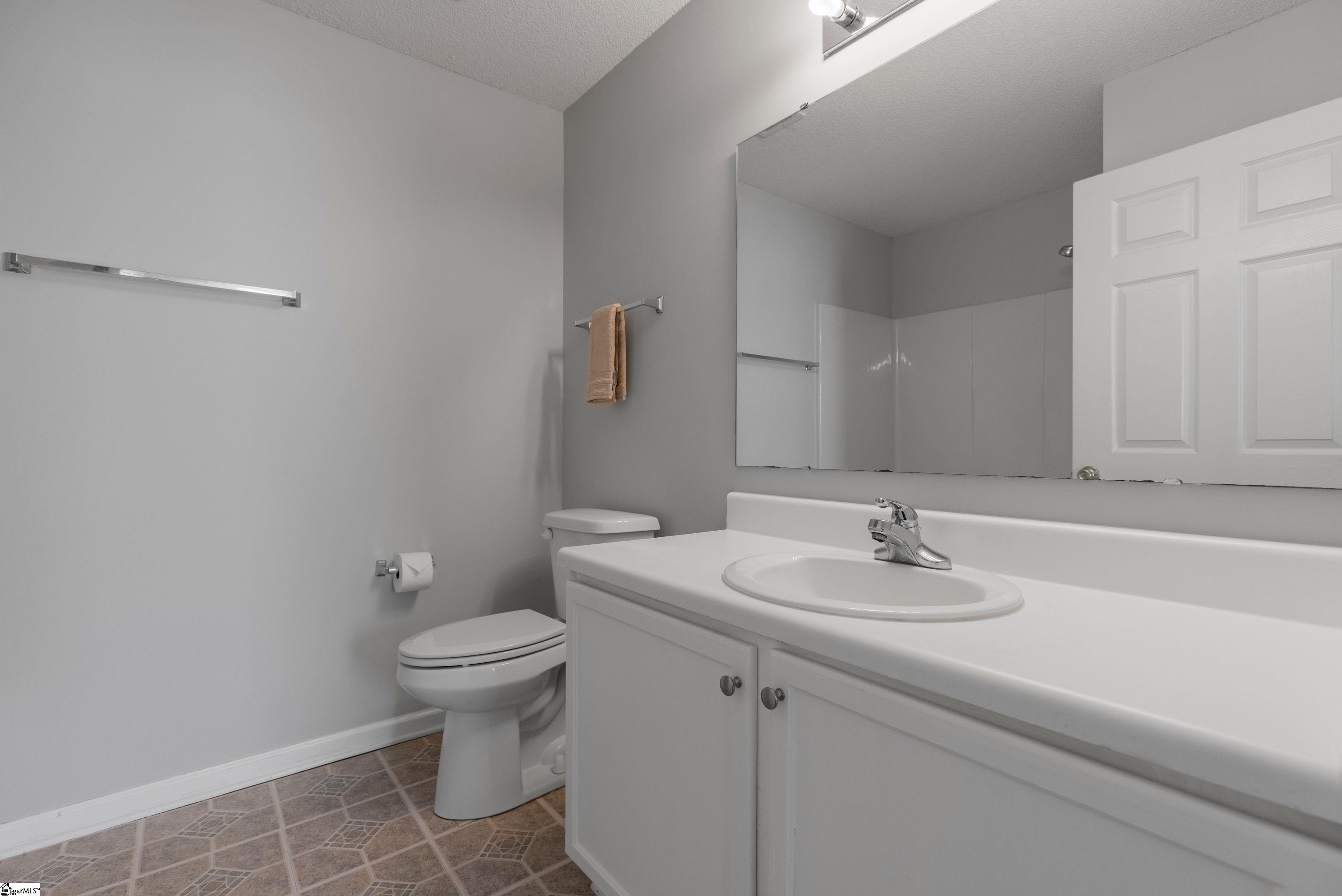 102 Pelham Square Way Greer, SC 29650