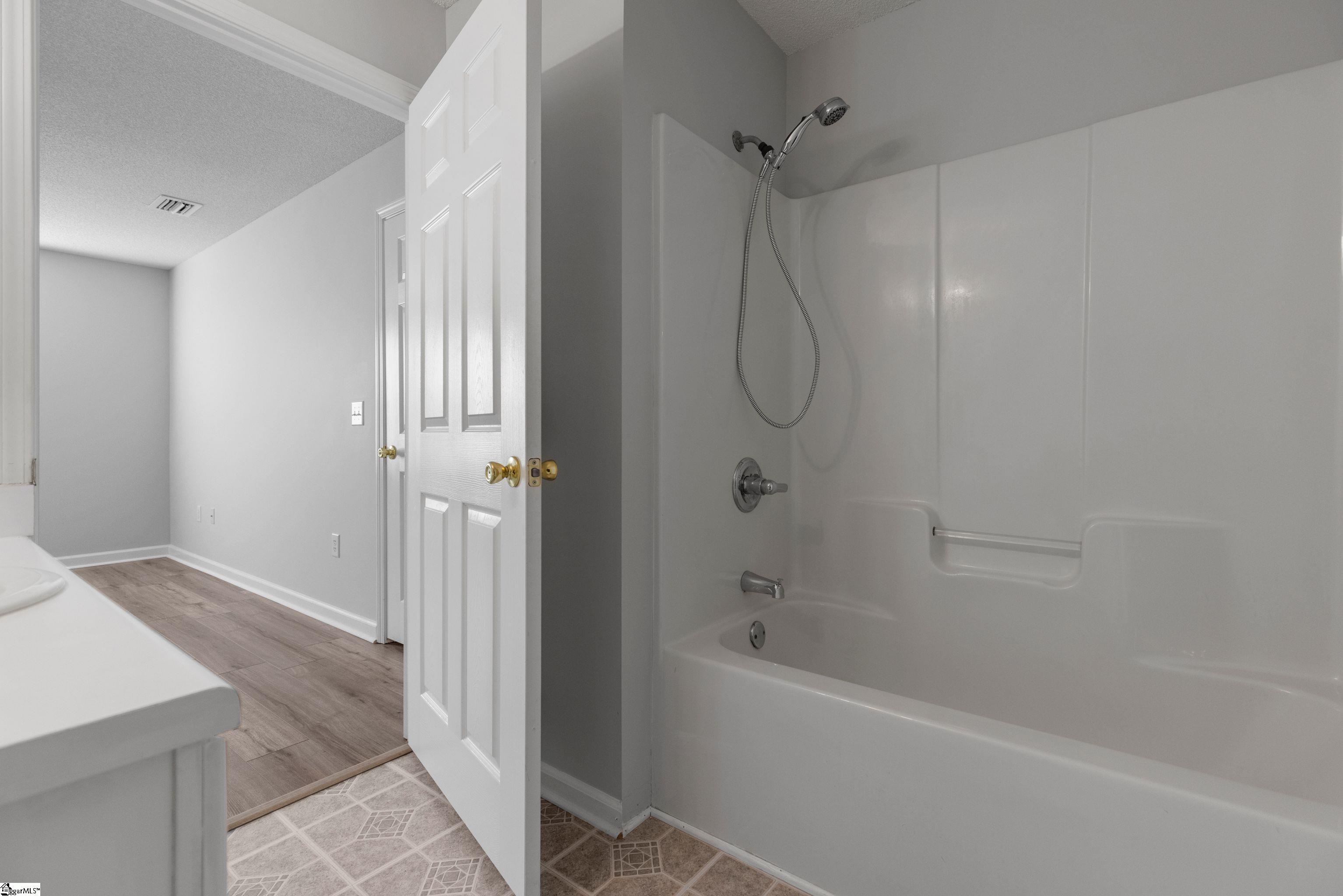102 Pelham Square Way Greer, SC 29650