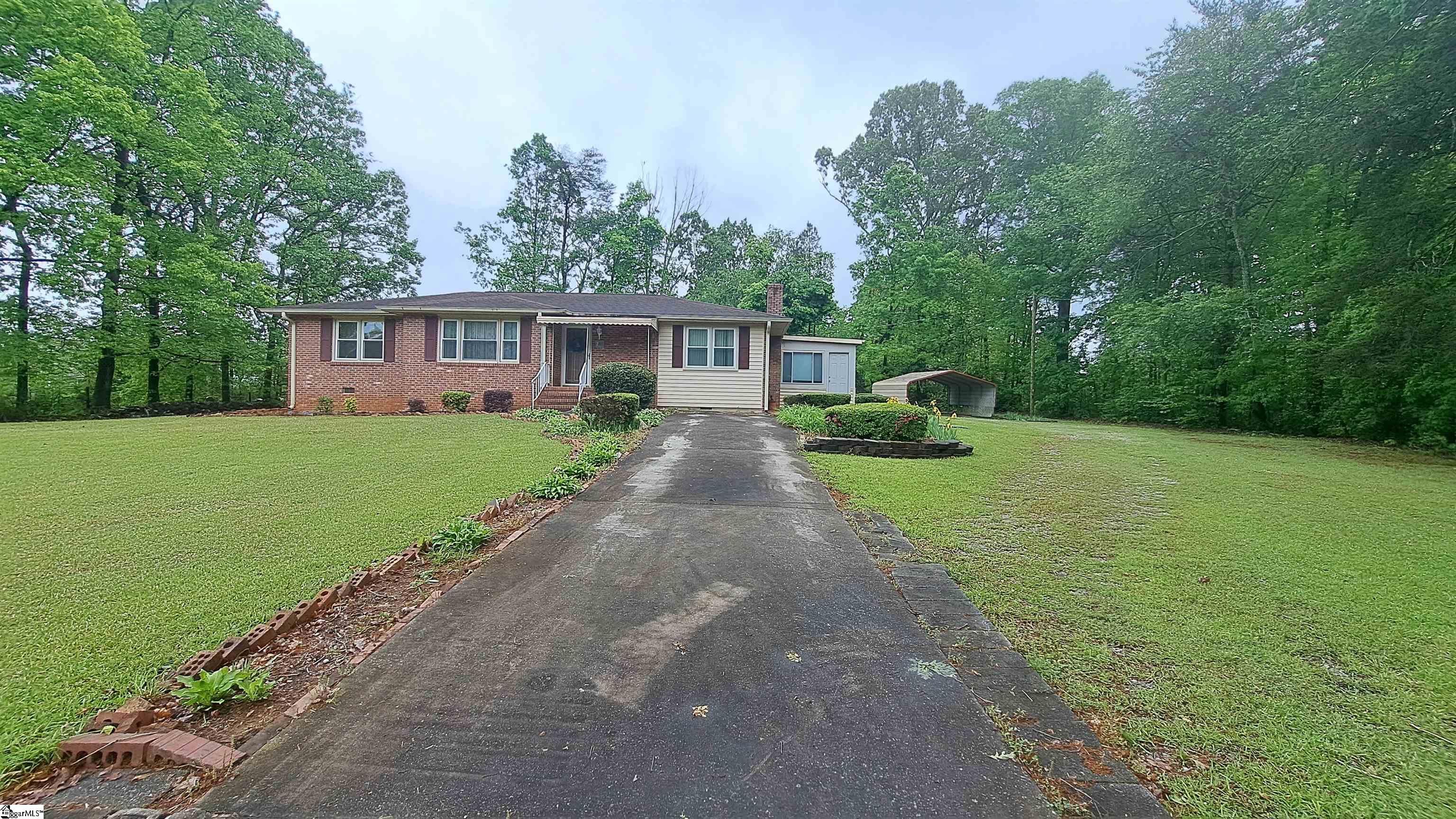 180 Pine Drive Taylors, SC 29687