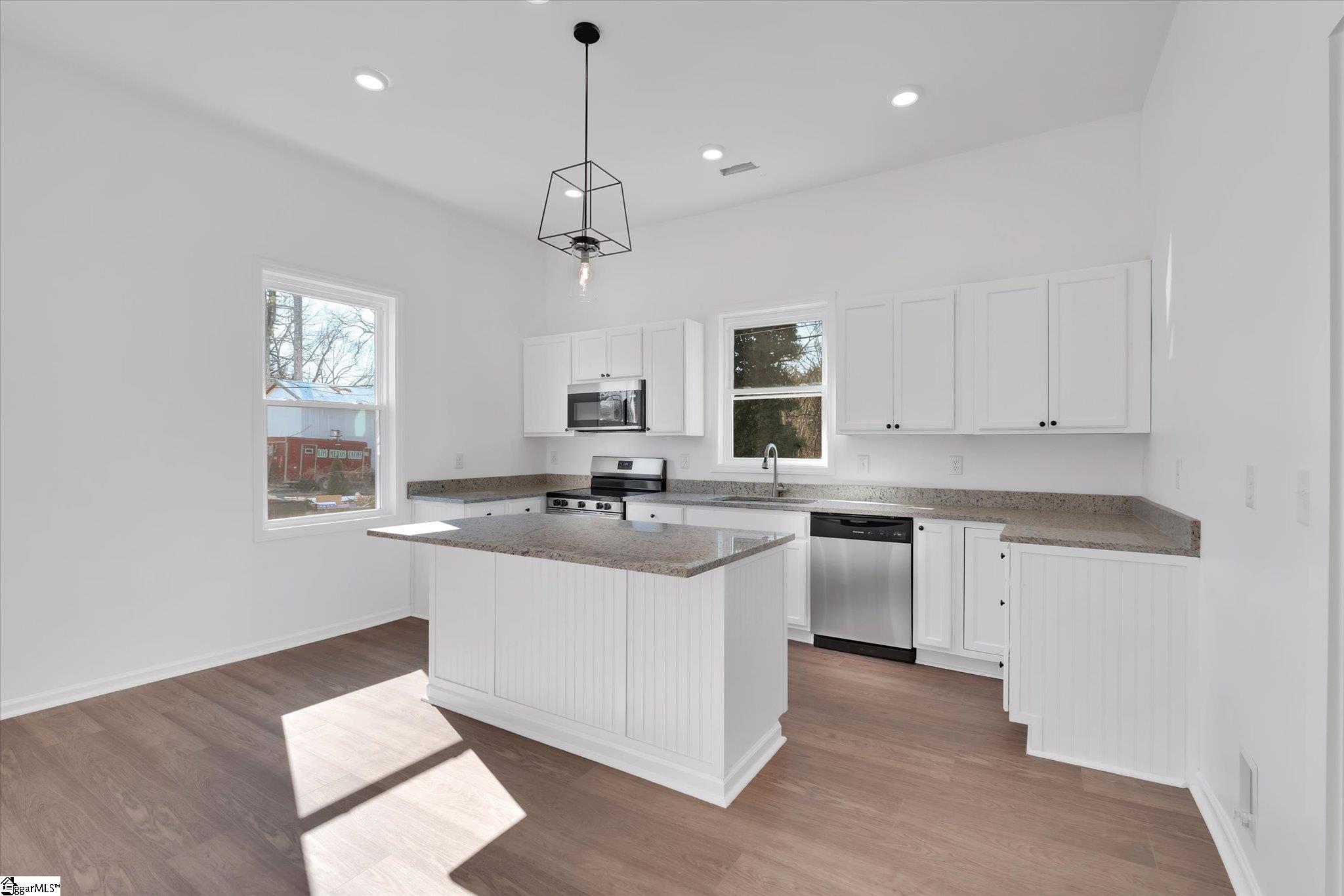 115 Simmons Street Anderson, SC 29625