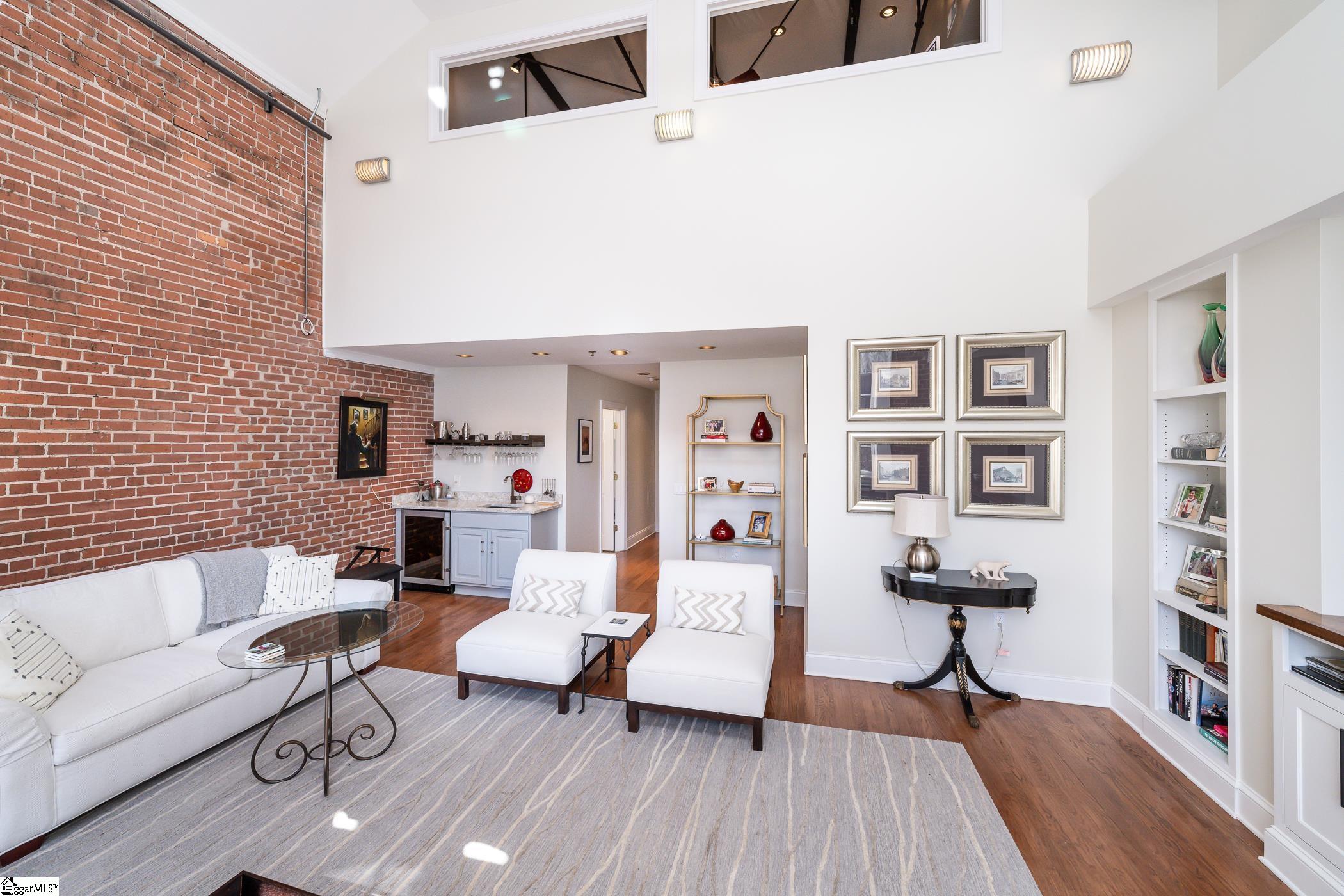 100 W Court Street UNIT Unit 3L and 3M Greenville, SC 29601
