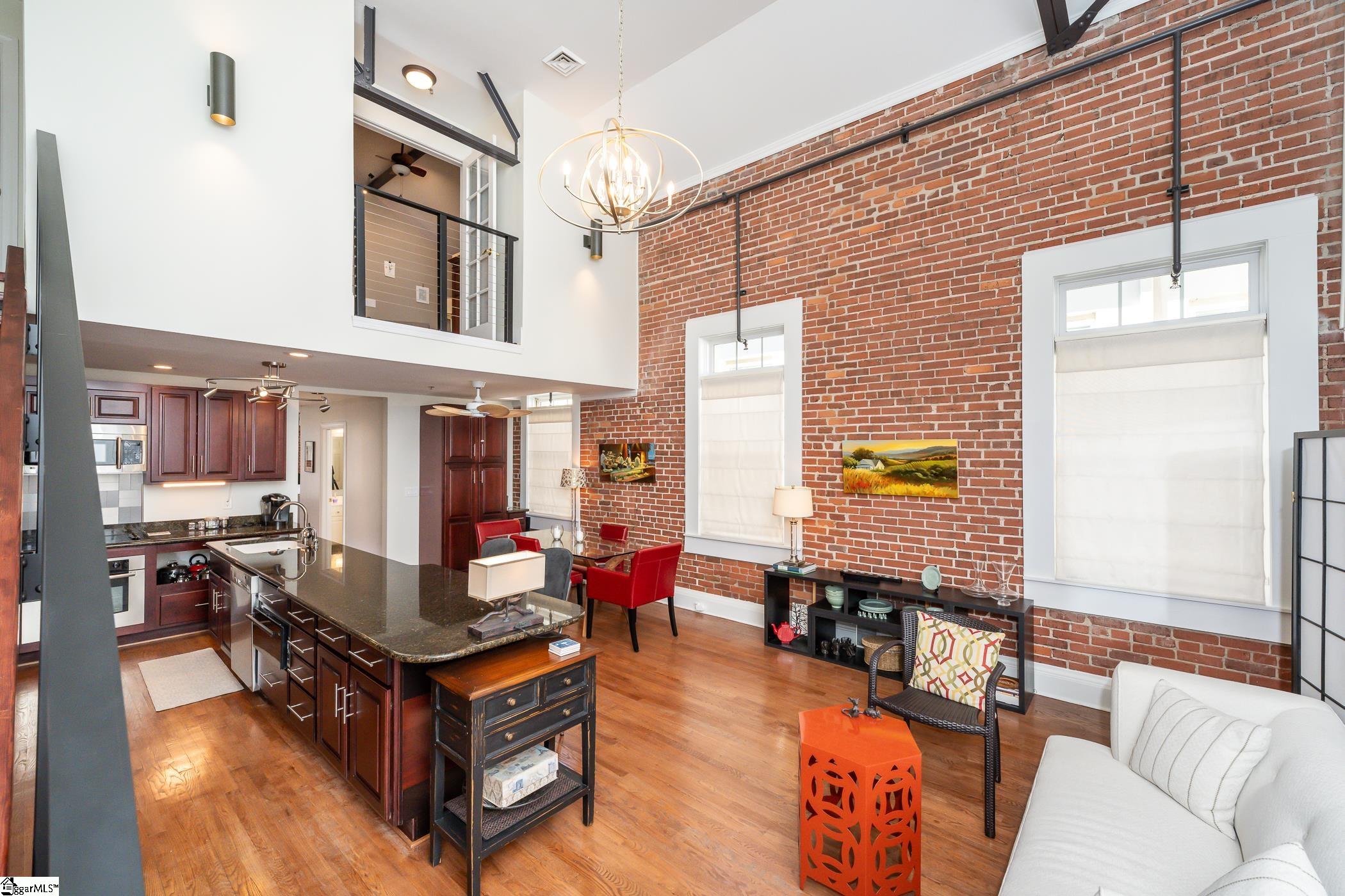 100 W Court Street UNIT Unit 3L and 3M Greenville, SC 29601