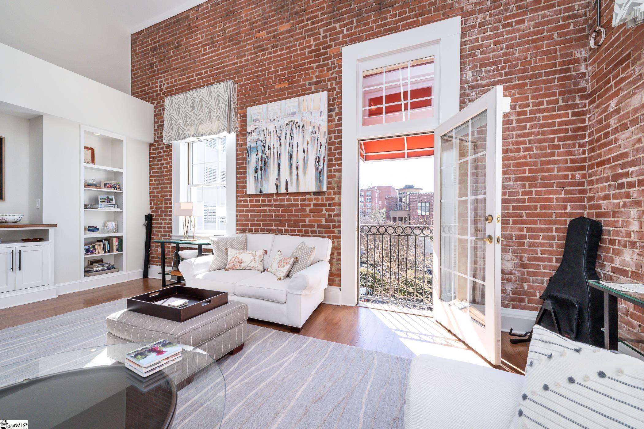 100 W Court Street UNIT Unit 3L and 3M Greenville, SC 29601