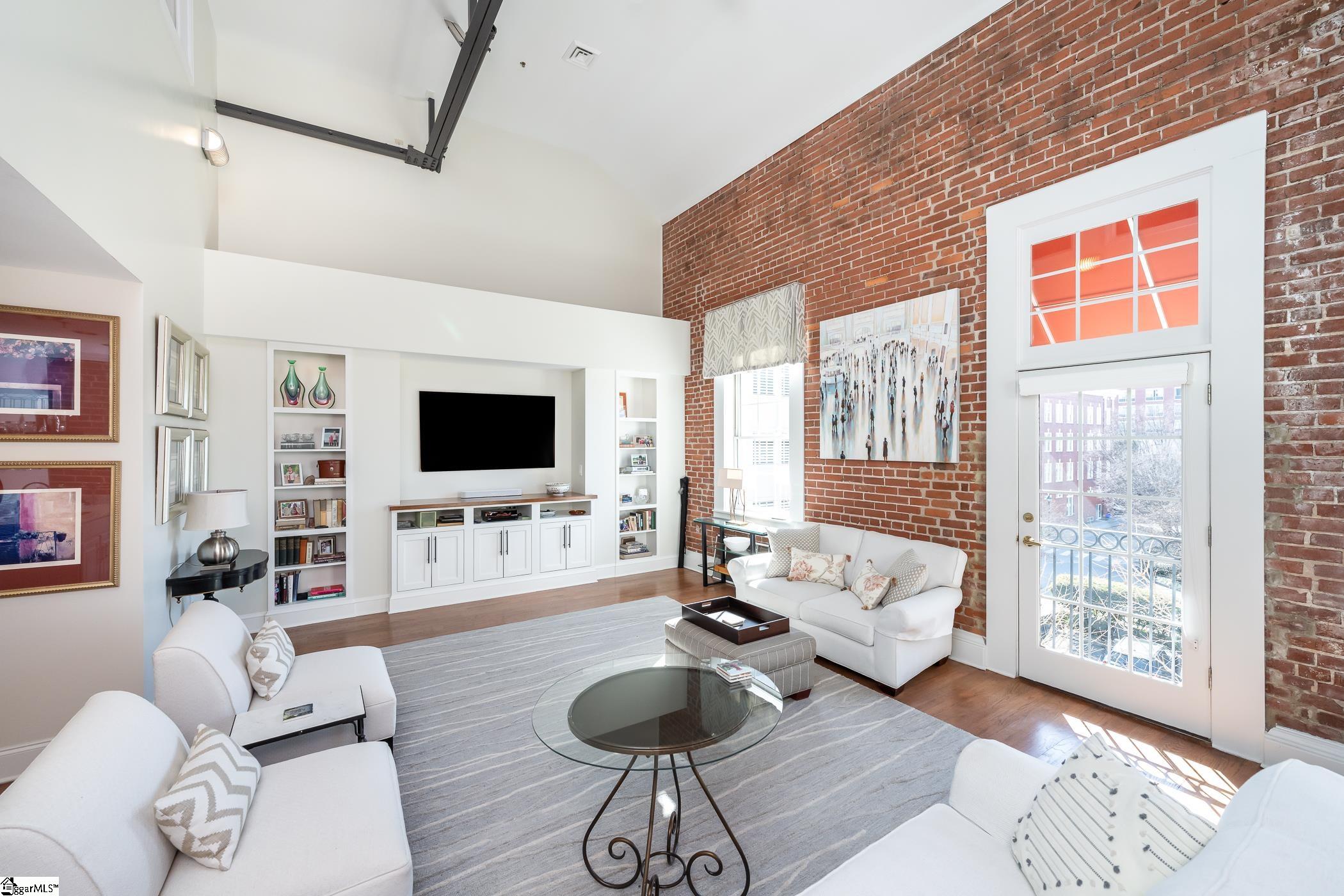 100 W Court Street UNIT Unit 3L and 3M Greenville, SC 29601