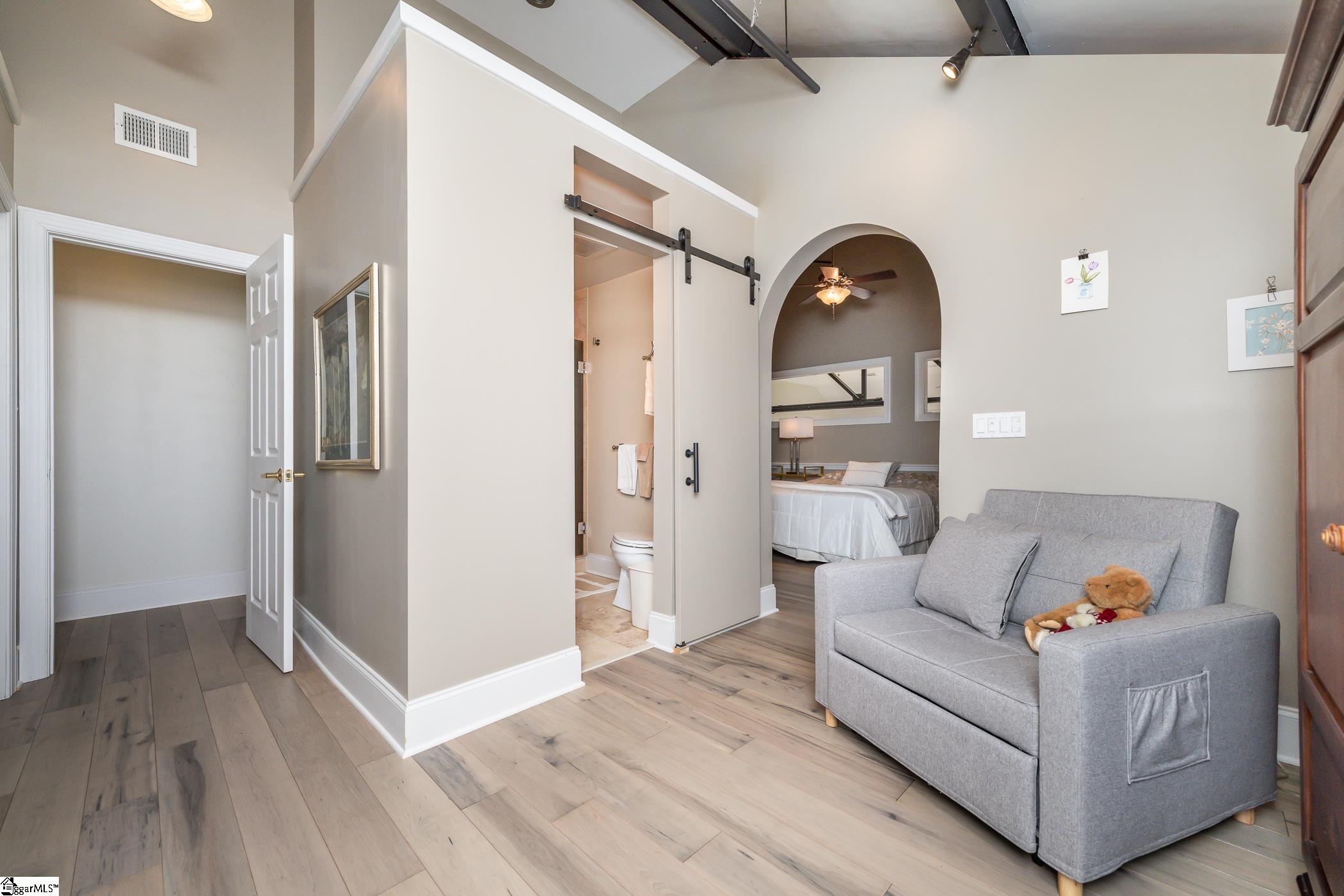100 W Court Street UNIT Unit 3L and 3M Greenville, SC 29601