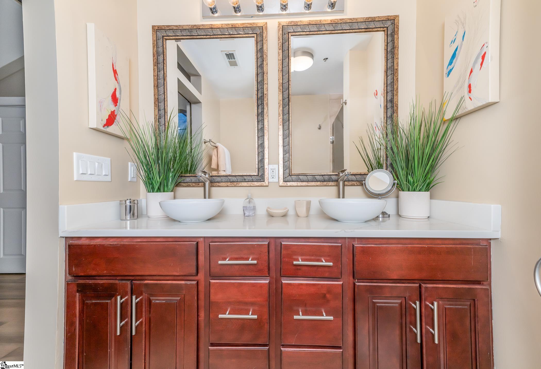 100 W Court Street UNIT Unit 3L and 3M Greenville, SC 29601